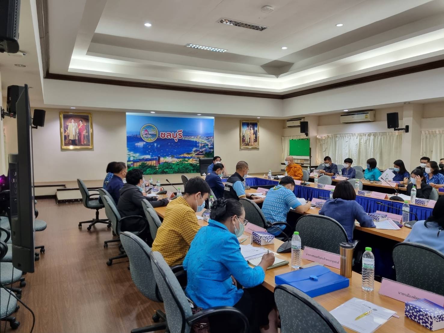 จังหวัดชลบุรีจัดประชุม ศจพ.จ. ครั้งที่ 2/2565