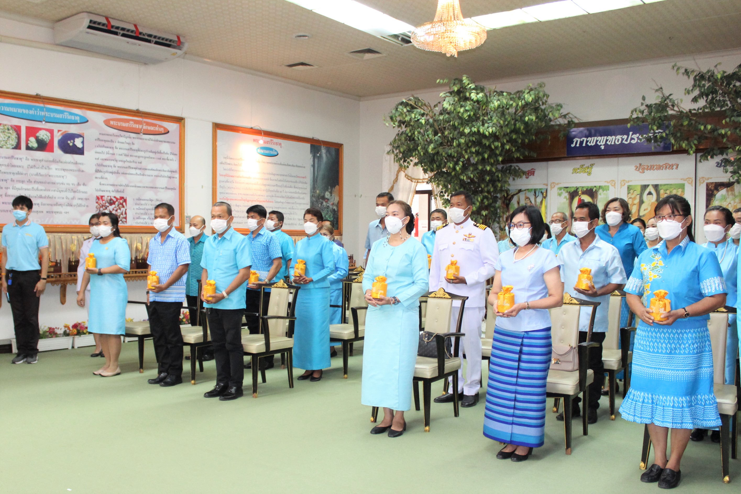 จังหวัดชลบุรีจัดพิธีมอบเงินพระราชทานขวัญถุงกองทุนแม่ของแผ่นดิน ประจำปี 2565