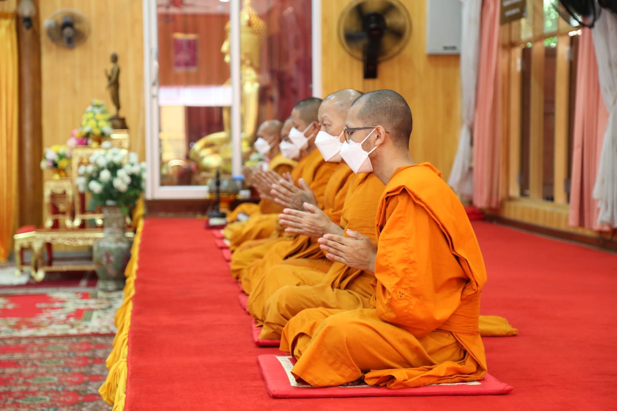จ.ชลบุรี จัดพิธีทำบุญและฟังเทศน์บทพระธรรมเทศนาเฉลิมพระธรรมบารมี ใน “อุภินนมัตถจรกถา”