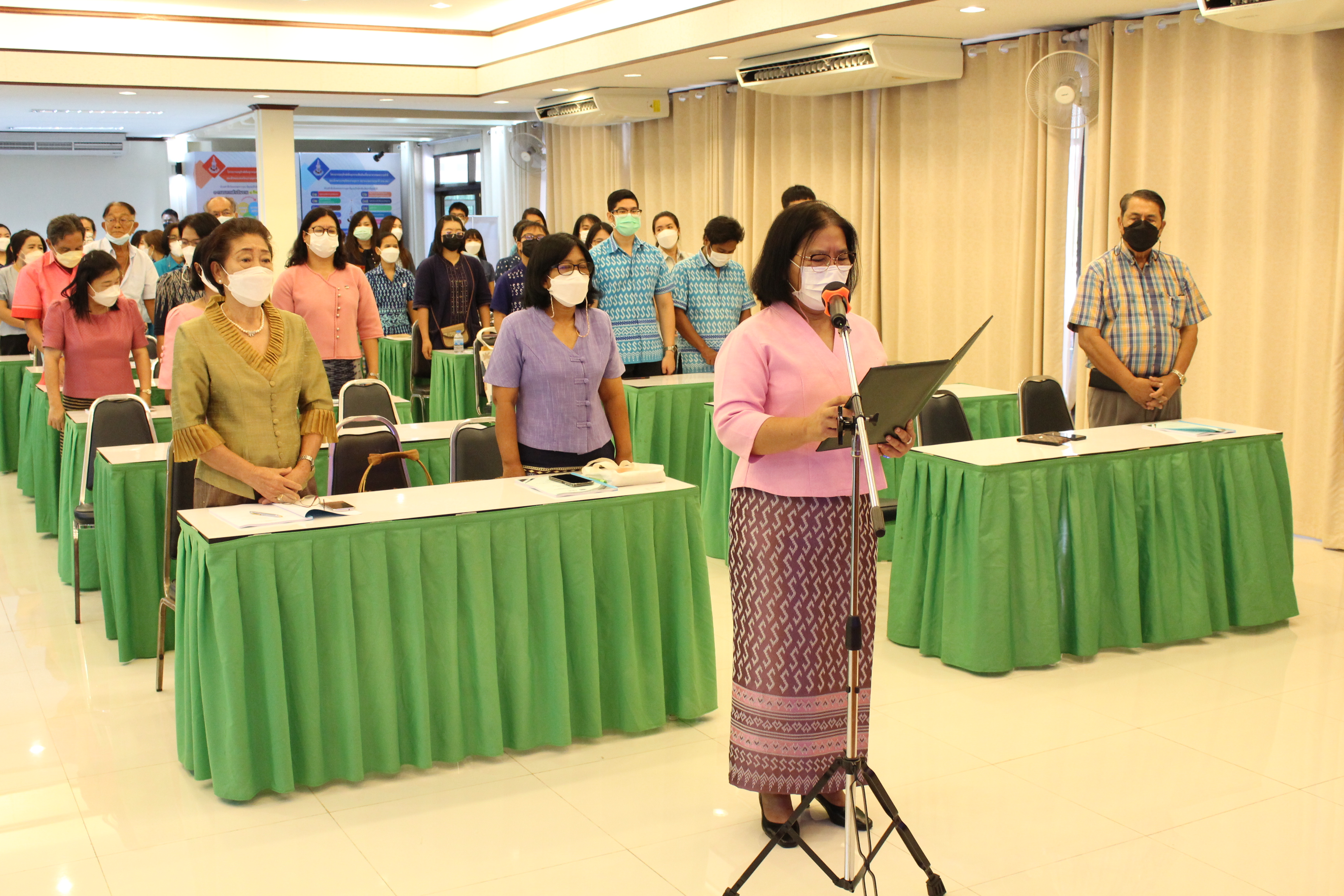 พช.ชลบุรี จัดโครงการส่งเสริมความสัมพันธ์สหกรณ์ออมทรัพย์กรมการพัฒนาชุมชน ประจำปี 2565