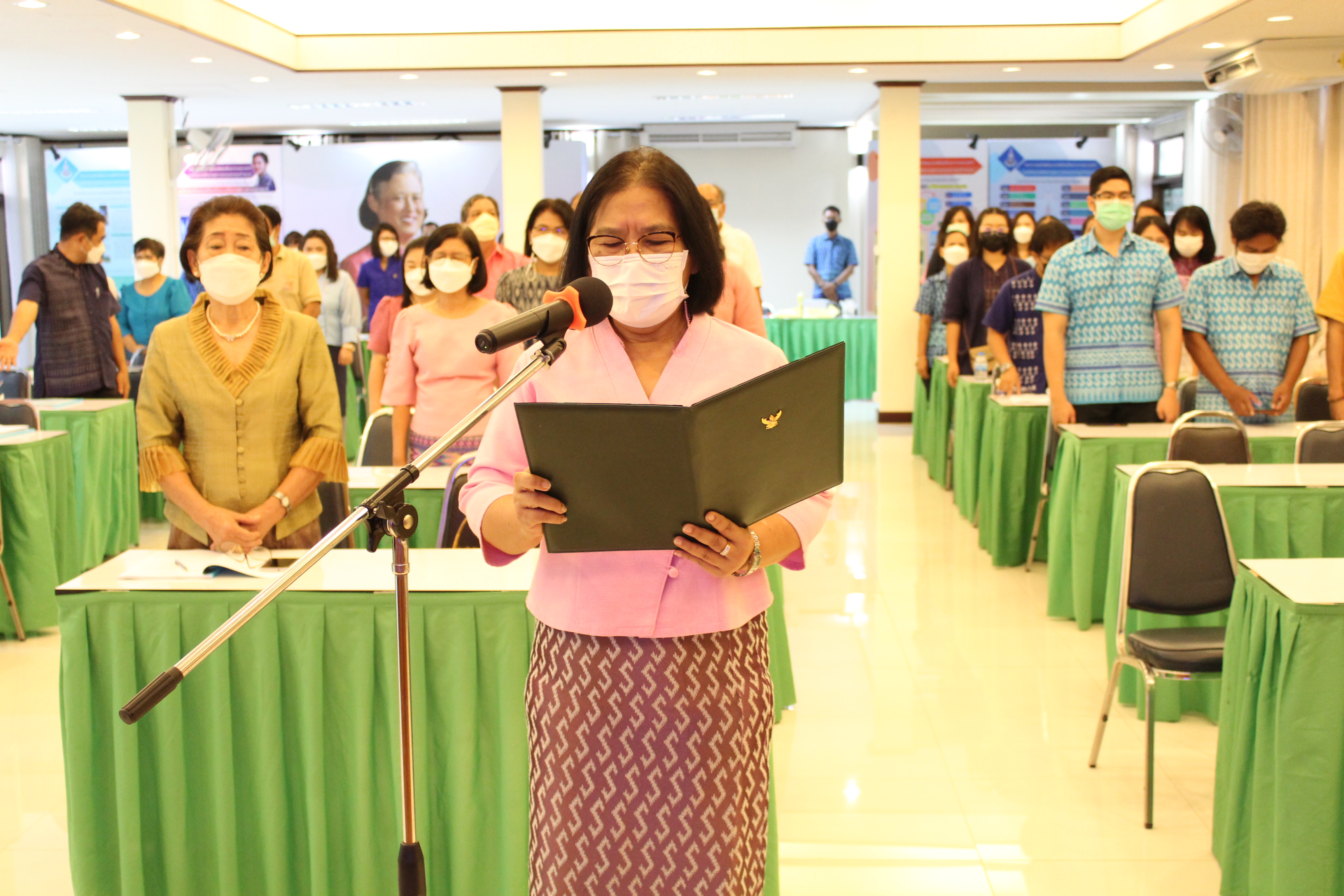 พช.ชลบุรี จัดโครงการส่งเสริมความสัมพันธ์สหกรณ์ออมทรัพย์กรมการพัฒนาชุมชน ประจำปี 2565