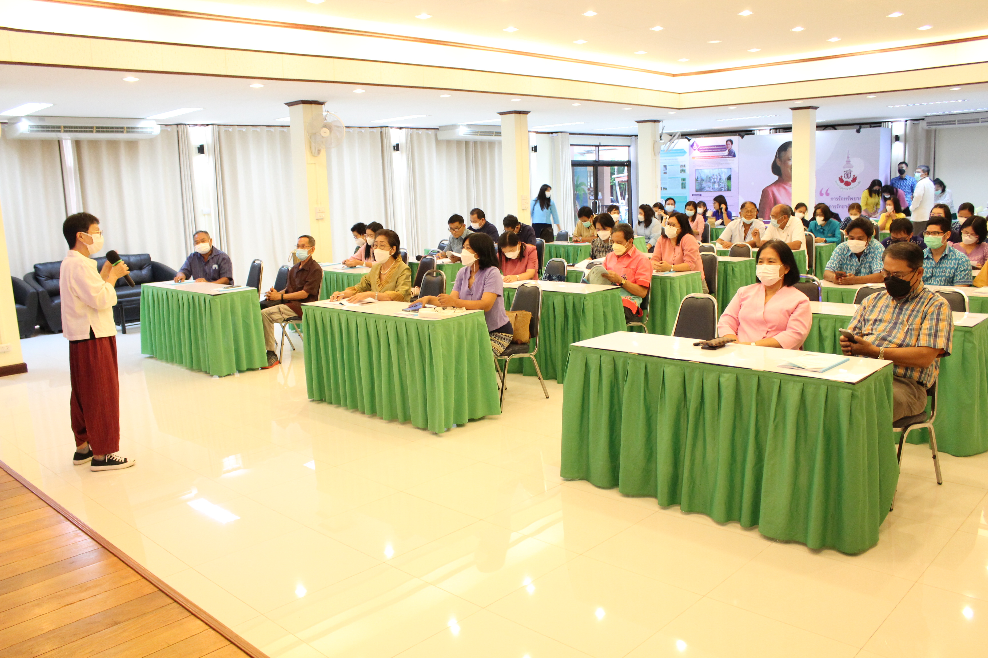 พช.ชลบุรี จัดโครงการส่งเสริมความสัมพันธ์สหกรณ์ออมทรัพย์กรมการพัฒนาชุมชน ประจำปี 2565