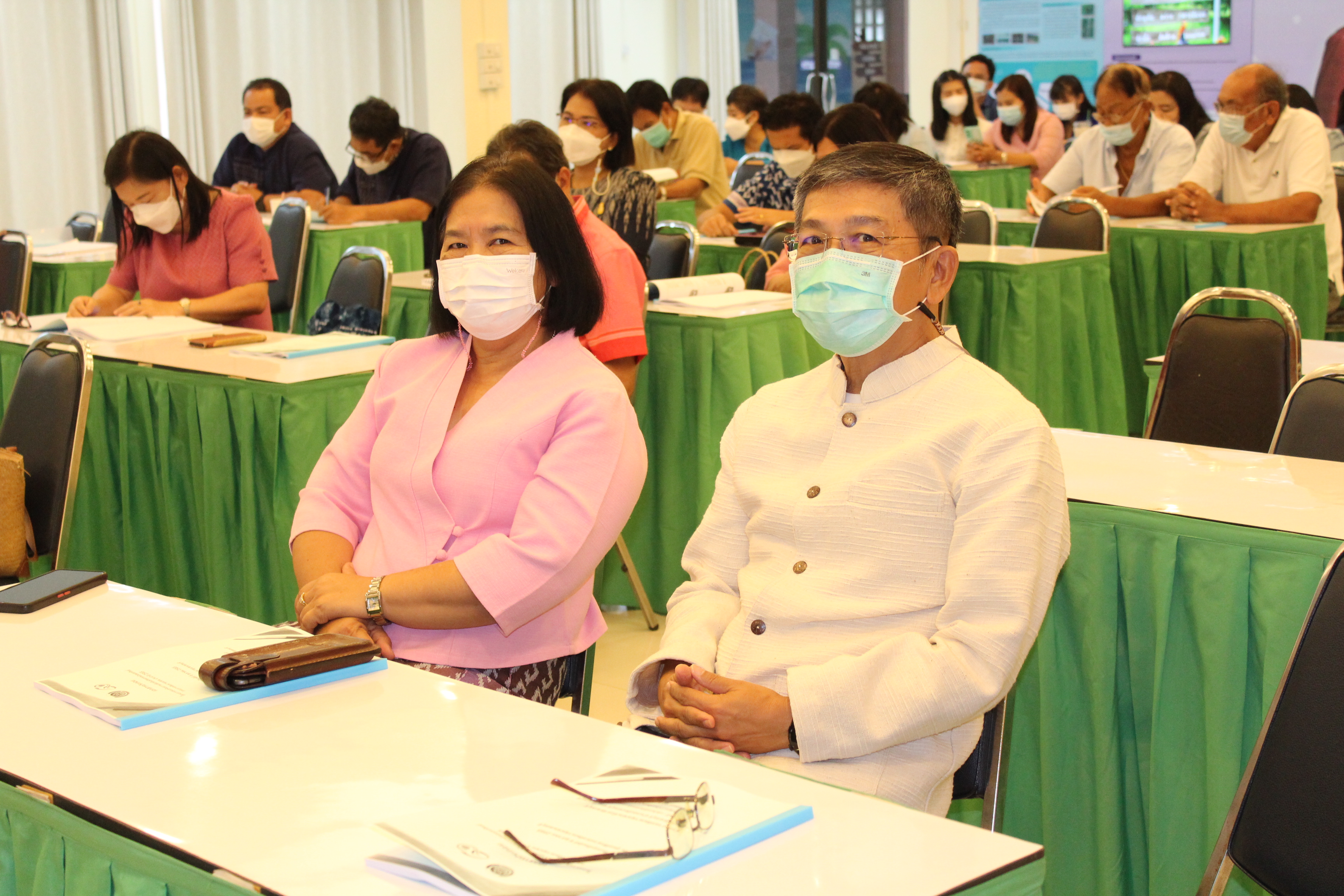 พช.ชลบุรี จัดโครงการส่งเสริมความสัมพันธ์สหกรณ์ออมทรัพย์กรมการพัฒนาชุมชน ประจำปี 2565