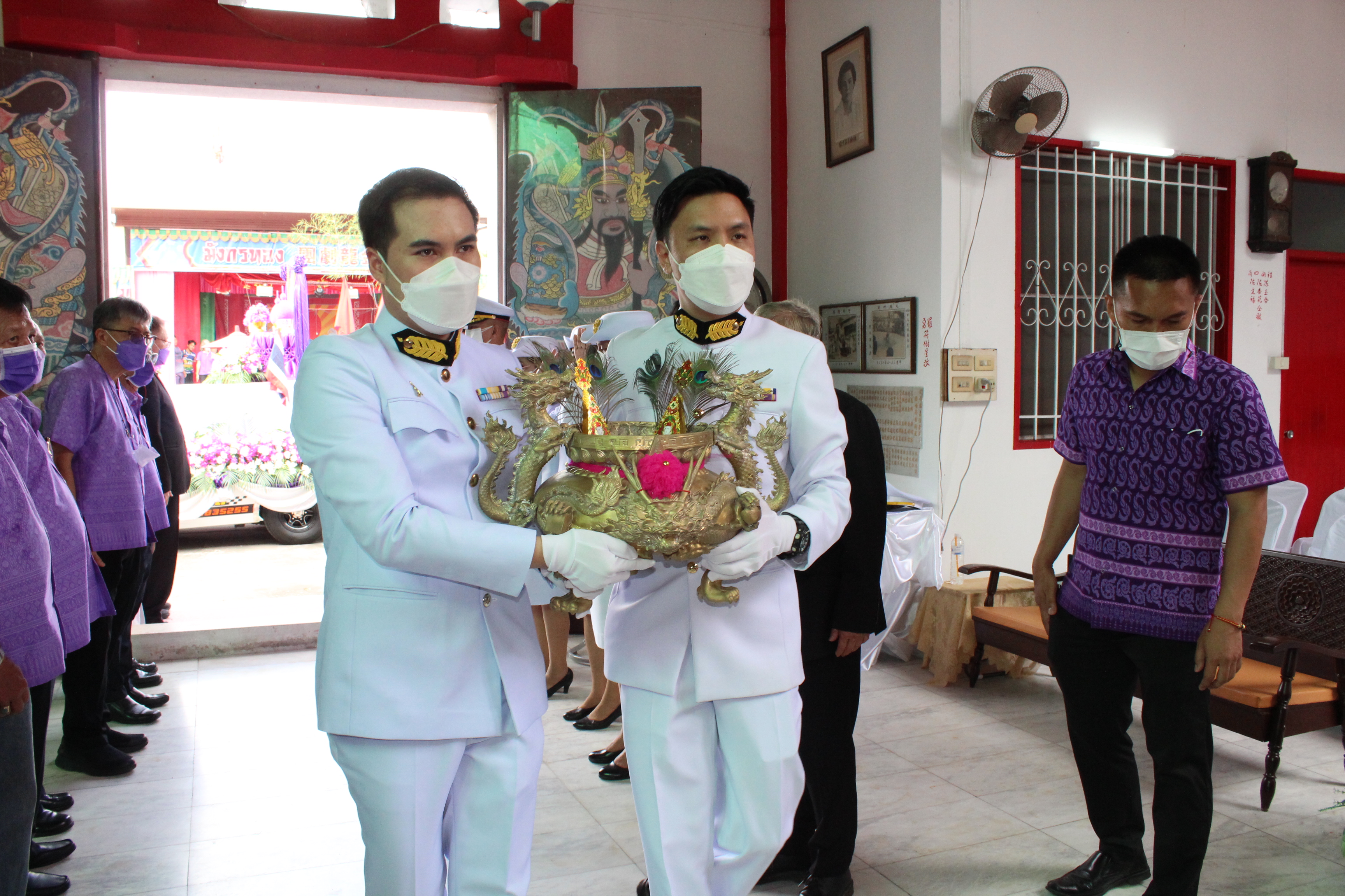 ผู้ว่าฯ ชลบุรี เป็นประธานในพิธีสมโภชกระถางธูปพระราชทาน สมเด็จพระกนิษฐาธิราชเจ้า กรมสมเด็จพระเทพรัตนราชสุดาฯ สยามบรมราชกุมารี