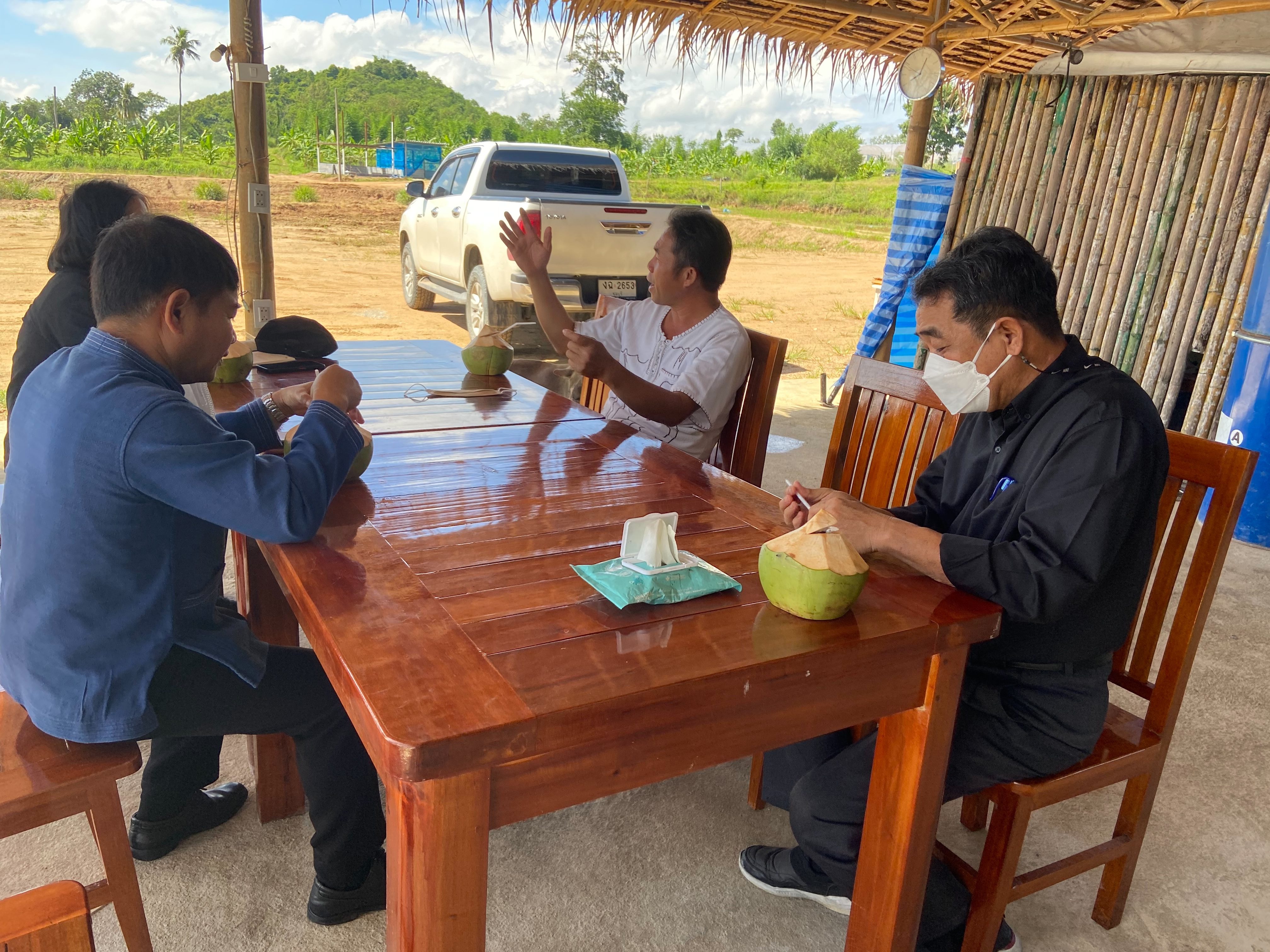 ผู้ตรวจราชการกรมลงพื้นที่ติดตามผลการดำเนินงาน “โคก หนอง นา โมเดล”