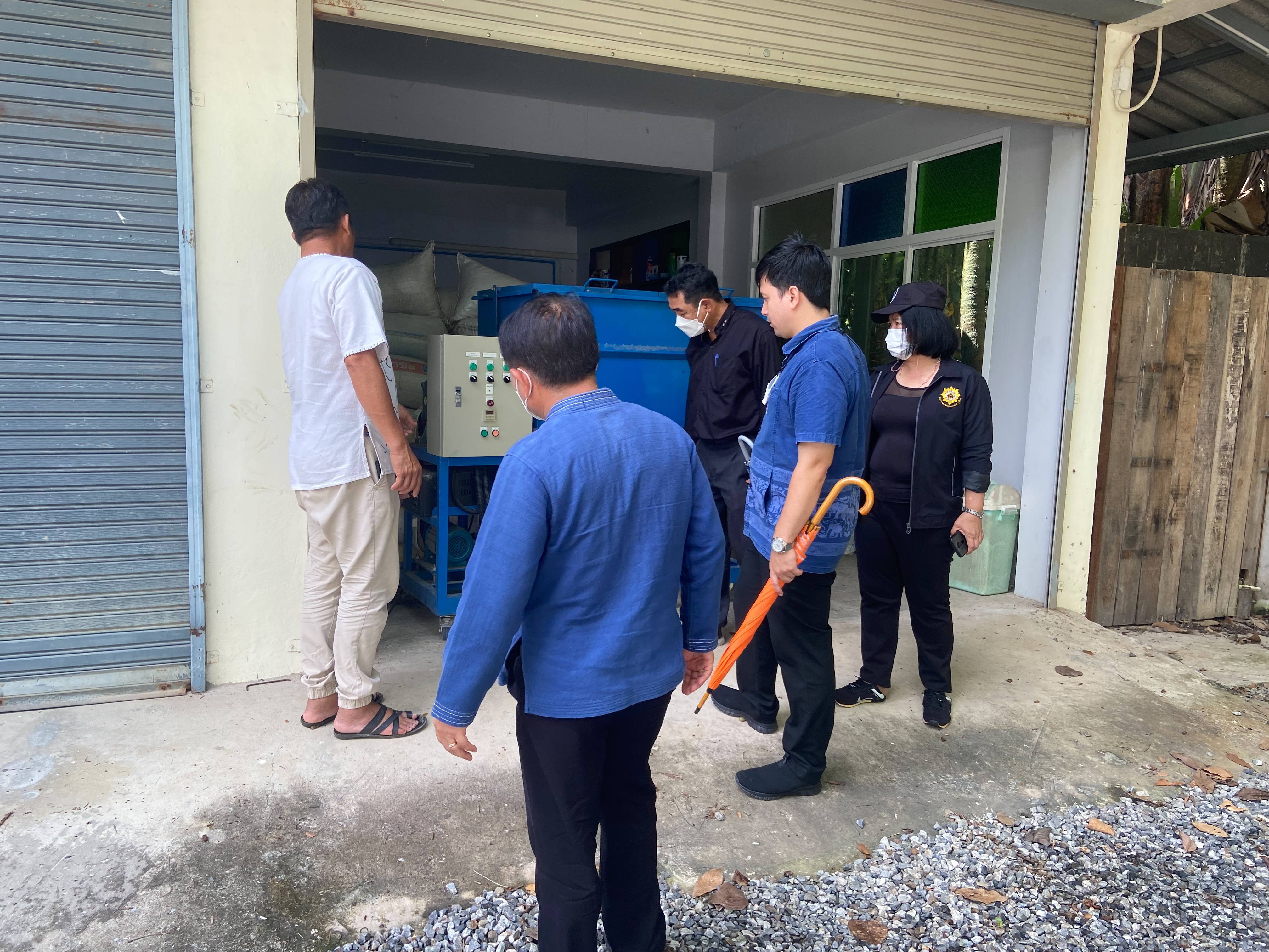 ผู้ตรวจราชการกรมลงพื้นที่ติดตามผลการดำเนินงาน “โคก หนอง นา โมเดล”