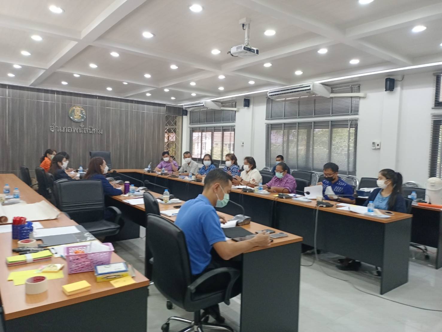 #พช.ชลบุรี#  จัดเวทีถอดบทเรียนและศึกษาวิจัย โครงการจัดเก็บข้อมูลการดำเนินงานโครงการอำเภอนำร่อง “บำบัดทุกข์ บำรุงสุข” แบบบูรณาการ และสร้างนักขับเคลื่อนยุทธศาสตร์นำการเปลี่ยนแปลง กระทรวงมหาดไทย
