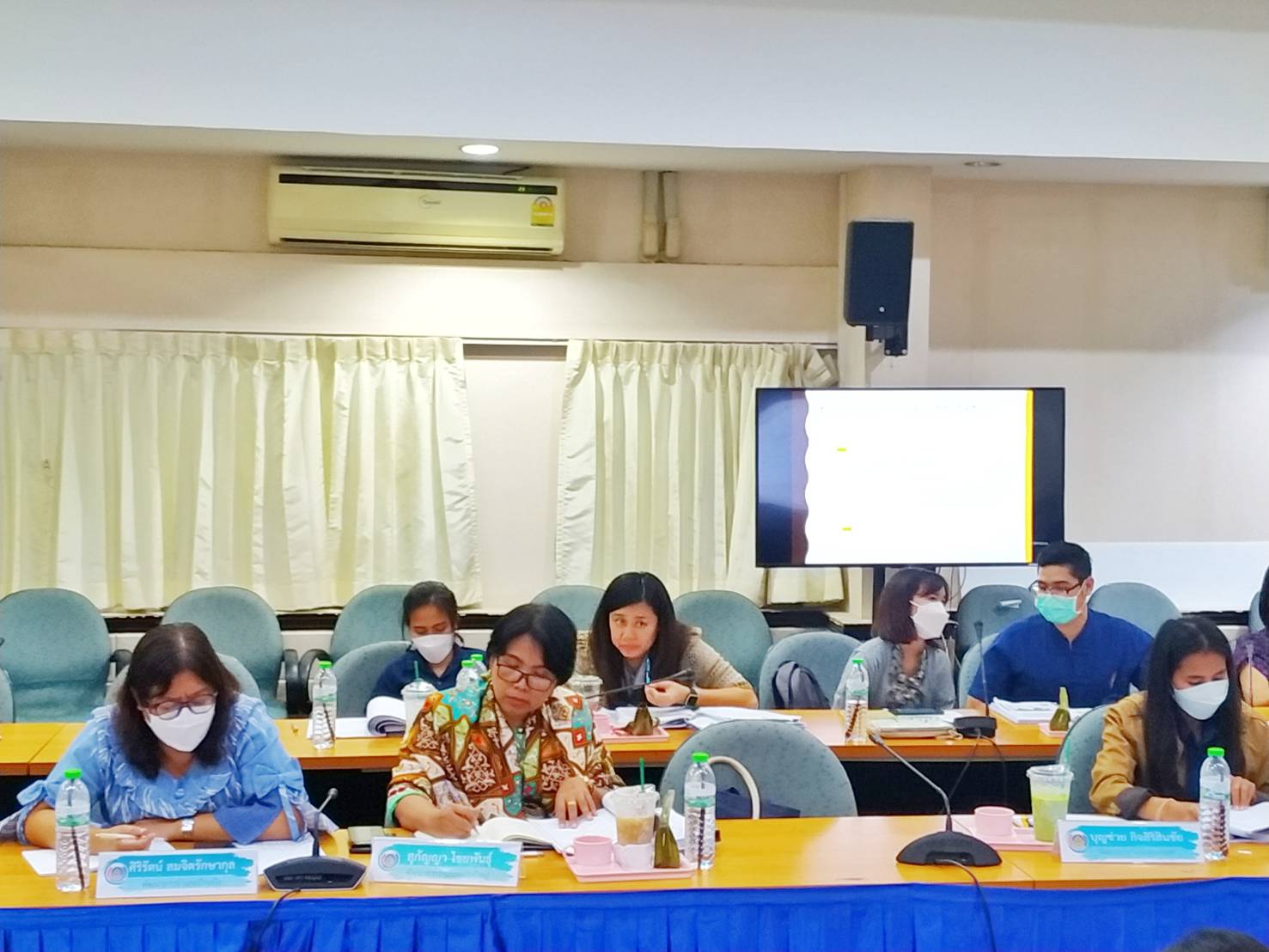 #พช.ชลบุรี# จัดการประชุมเพื่อขับเคลื่อนแนวทางการดำเนินโครงการ/กิจกรรมตามแผนการปฏิบัติงานและแผนการใช้จ่ายงบประมาณ ประจำปี 2566