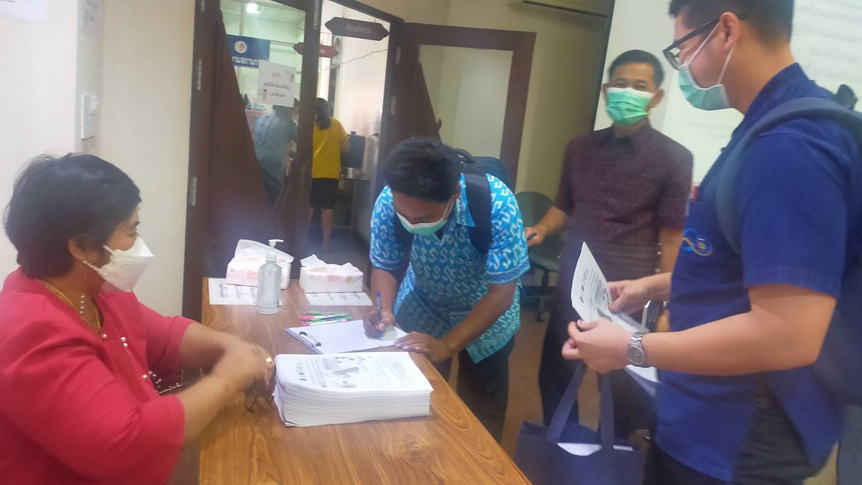 #พช.ชลบุรี# จัดการประชุมเพื่อขับเคลื่อนแนวทางการดำเนินโครงการ/กิจกรรมตามแผนการปฏิบัติงานและแผนการใช้จ่ายงบประมาณ ประจำปี 2566