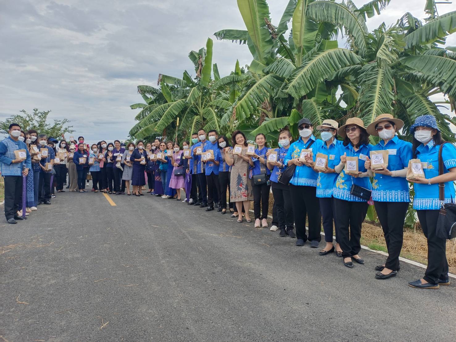 #พช.ชลบุรี# ร่วมประชุมสมาคมแม่บ้านมหาดไทยสัญจร ครั้งที่ 1 พื้นที่ภาคกลางและภาคตะวันออก ภายใต้โครงการ “แม่บ้านมหาดไทยสัญจร 4 ภาค ประจำปีงบประมาณ พ.ศ. 2566”