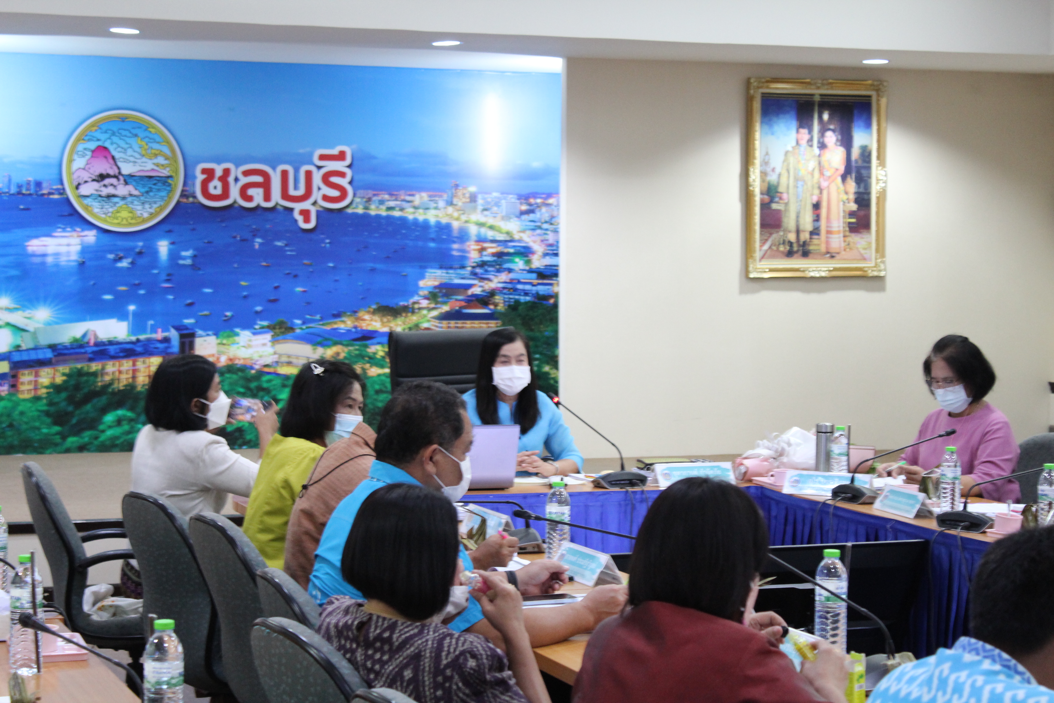 #พช.ชลบุรี# จัดการประชุมเพื่อขับเคลื่อนแนวทางการดำเนินโครงการ/กิจกรรมตามแผนการปฏิบัติงานและแผนการใช้จ่ายงบประมาณ ประจำปี 2566