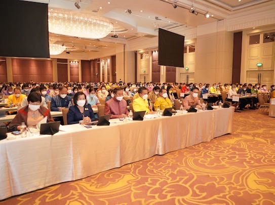 พช.ชลบุรี เข้าร่วมการประชุมมอบนโยบายและแนวทางการดำเนินงานพัฒนาชุมชน ประจำปีงบประมาณ พ.ศ.2566