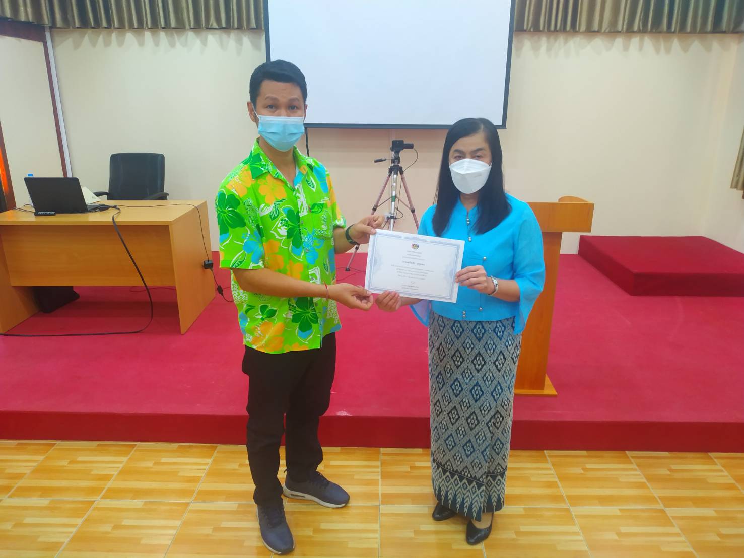 #พช.ชลบุรี# ปิดอบรมโครงการการสร้างนักขับเคลื่อนยุทธศาสตร์นำการเปลี่ยนแปลงฯ สู่นักสื่อสารสังคม