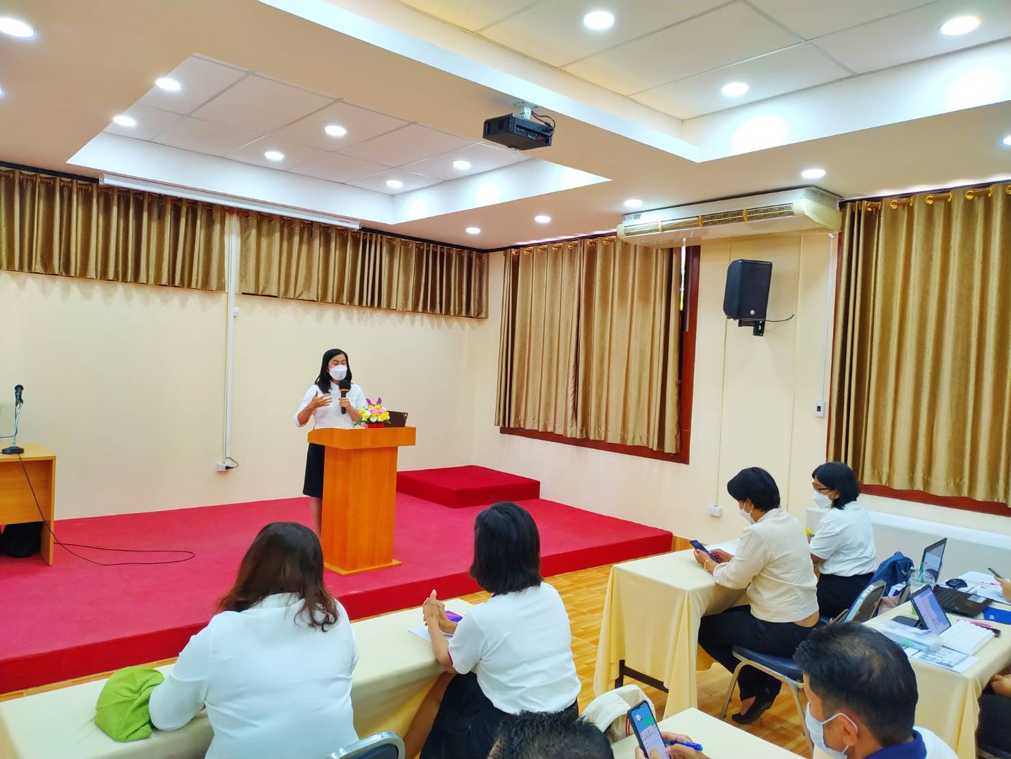 พช.ชลบุรี จัดประชุมเชิงปฏิบัติการแนวทางการบริหารการจัดเก็บข้อมูลเพื่อการพัฒนาชุมชนระดับจังหวัด ปีงบประมาณ พ.ศ. 2566