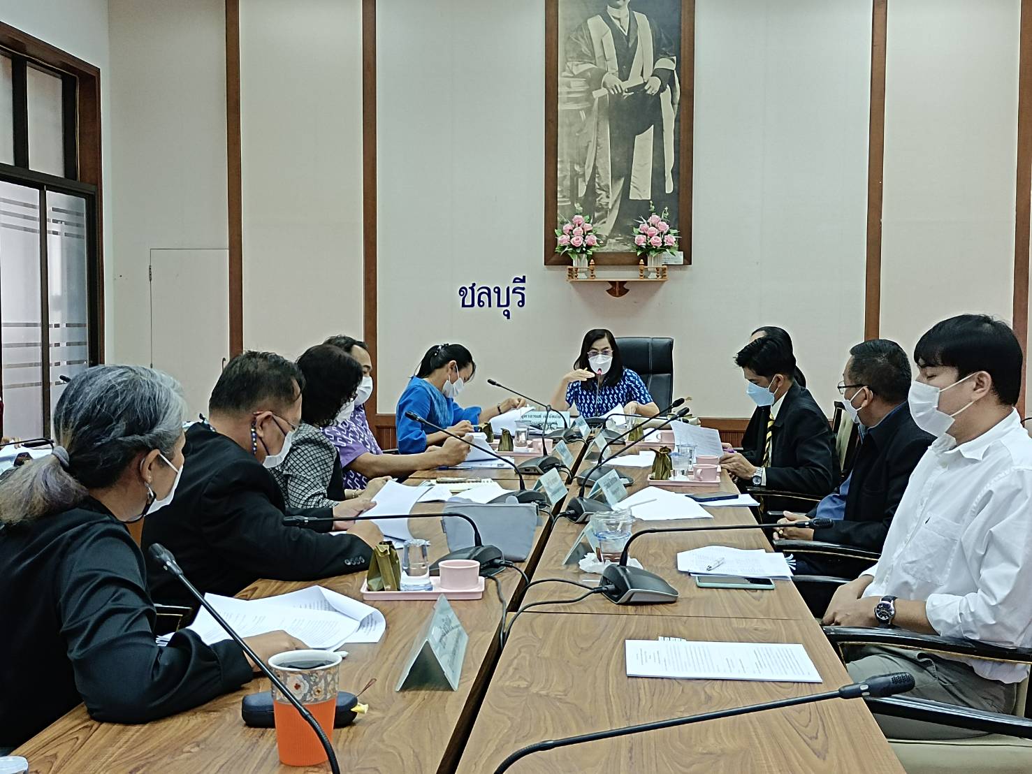 #พช.ชลบุรี# จัดการประชุมคณะทำงานขับเคลื่อนการพัฒนาเศรษฐกิจฐานรากและประชารัฐ ด้านการแปรรูป (OTOP/SMEs)