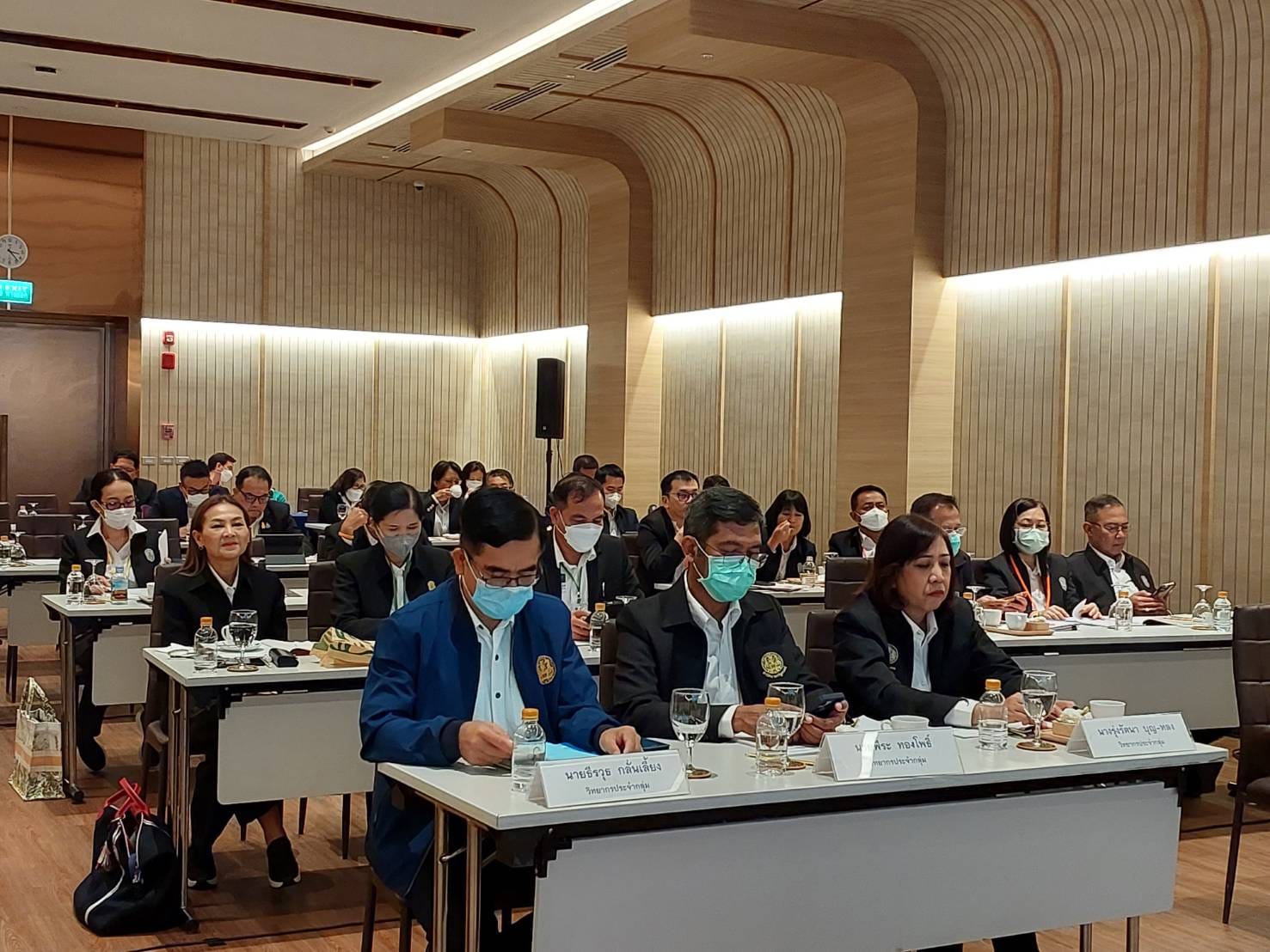 พช.ชลบุรี ร่วมประชุมชี้แจงนโยบายด้านการท่องเที่ยวชุมชน OTOP นวัตวิถี