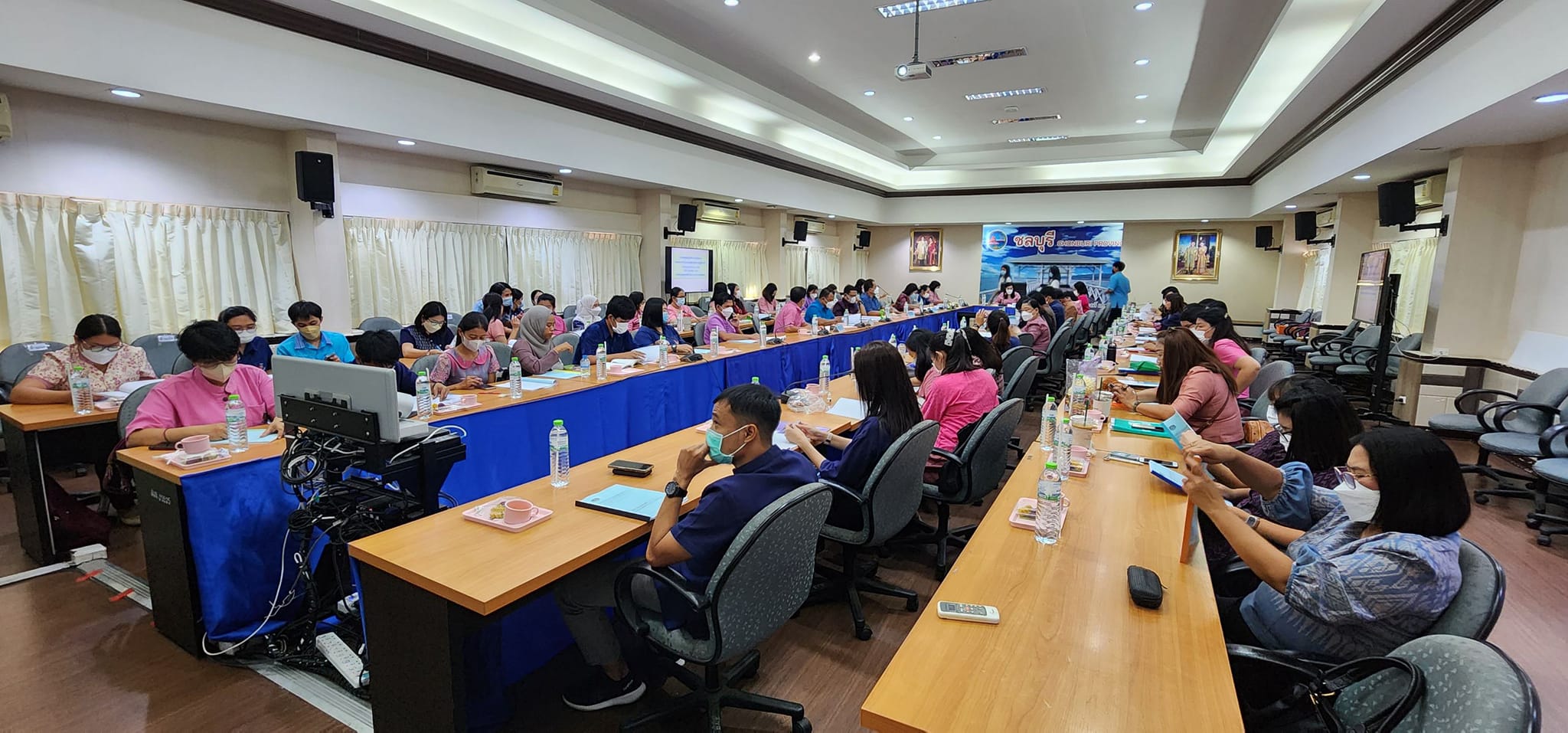 พช.ชลบุรี จัดประชุมผู้บริหาร ข้าราชการ ลูกจ้างประจำ และพนักงาน ในสังกัดสำนักงานพัฒนาชุมชนจังหวัดชลบุรี ครั้งที่ 2/2566