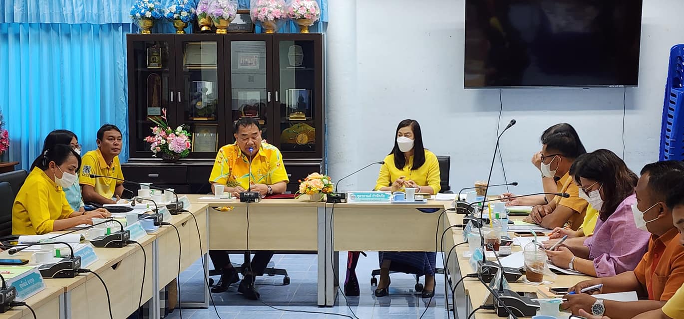 พช.ชลบุรี จัดประชุมผู้อำนวยการกลุ่มงาน และพัฒนาการอำเภอสัญจร ครั้งที่ 3/2566