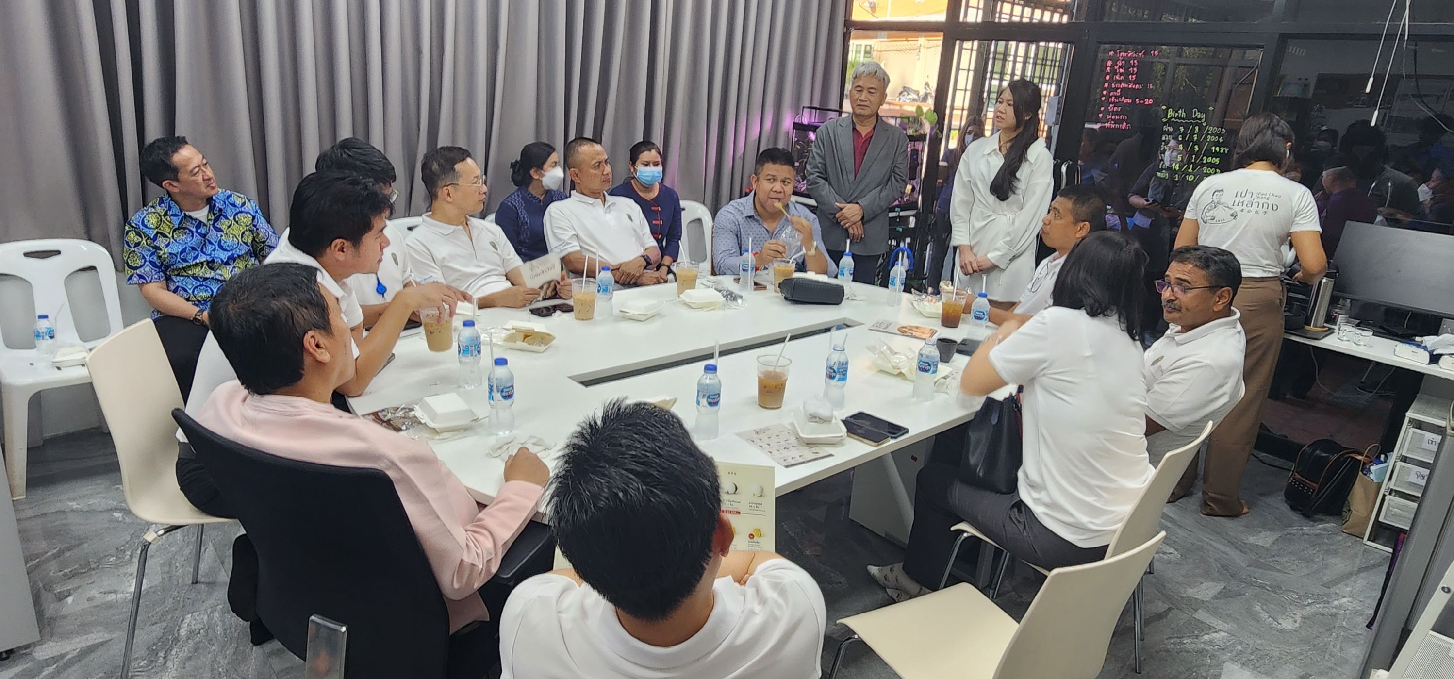 พช.ชลบุรี ร่วมต้อนรับอธิบดีกรมการพัฒนาชุมชน ติดตามงานพัฒนาชุมชนในพื้นที่ ขับเคลื่อนเศรษฐกิจฐานราก ชุมชนท่องเที่ยว OTOP นวัตวิถี จังหวัดชลบุรี