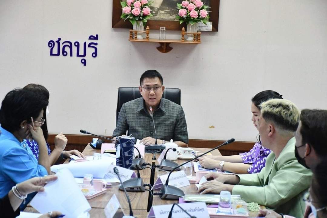 พช.ชลบุรี จัดประชุมคณะกรรมการโครงการ “ผ้าไทยใส่ให้สนุก” ตามแนวพระดำริ สมเด็จพระเจ้าลูกเธอ เจ้าฟ้าสิริวัณณวรี นารีรัตนราชกัญญา ระดับจังหวัด ประจำปี พ.ศ.2566