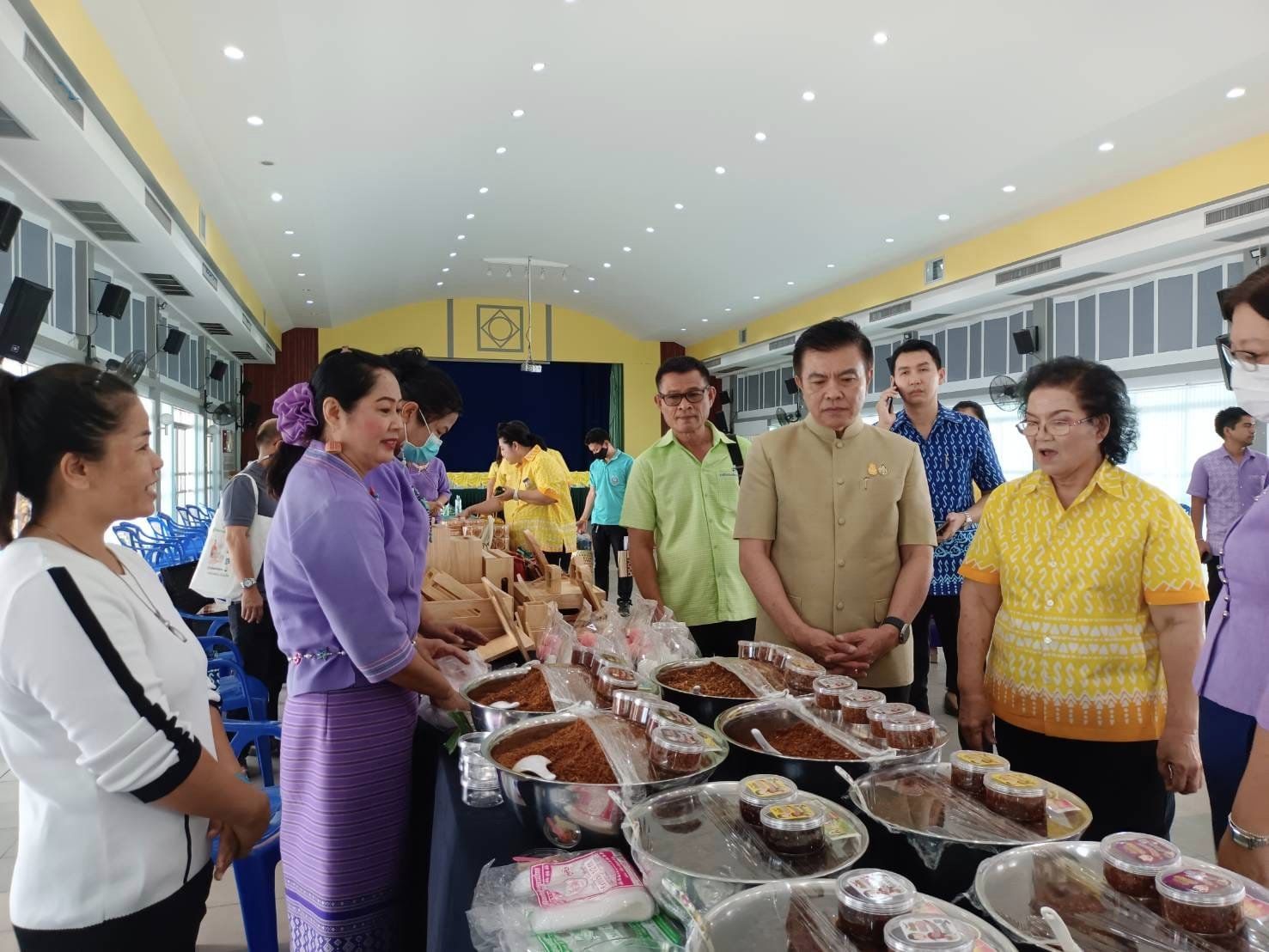 พช.ชลบุรี ร่วมประชุมคณะกรรมการพัฒนาสตรีจังหวัดชลบุรี ครั้งที่ 1/2567