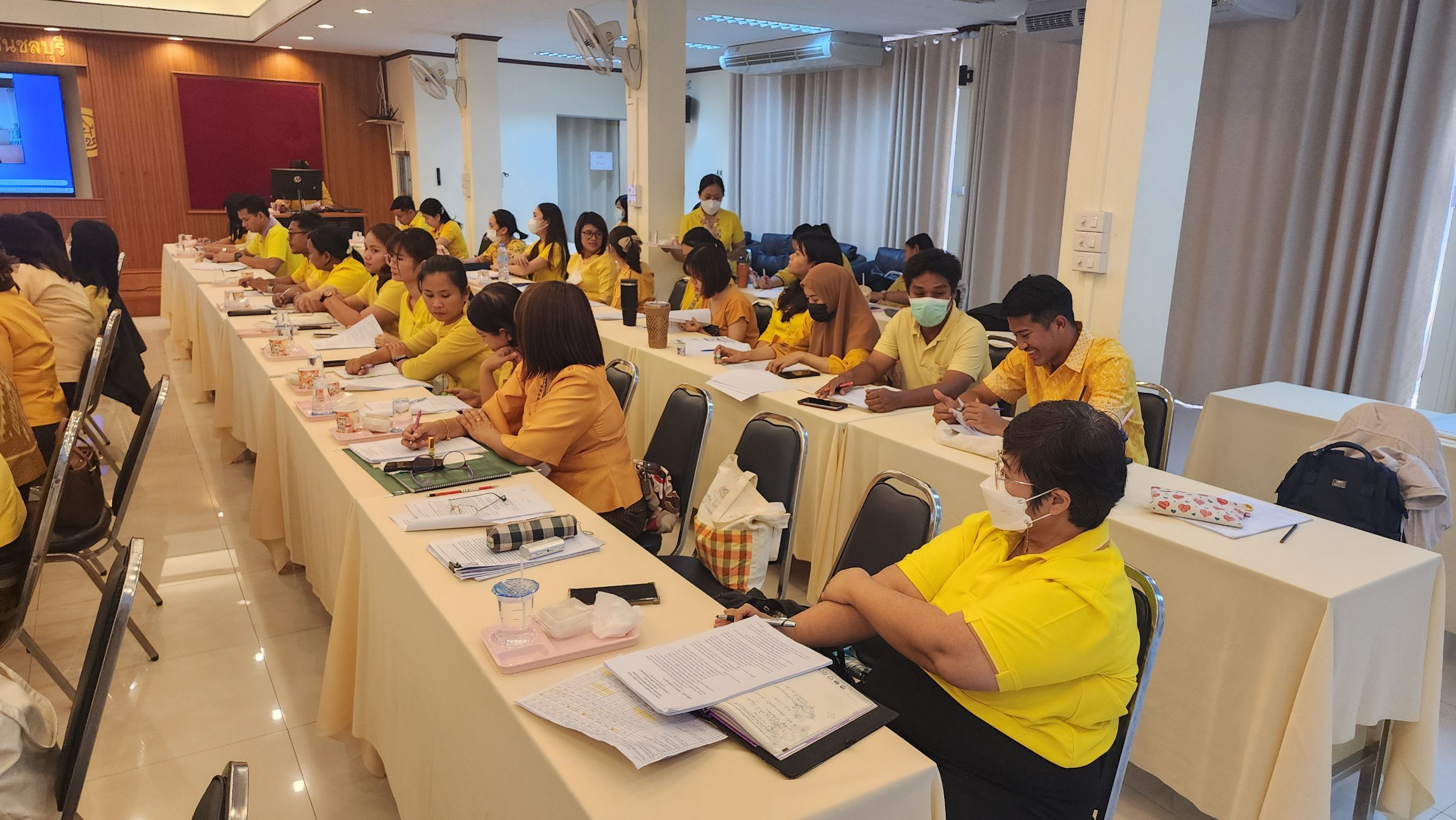🌏พช. ชลบุรี จัดประชุมผู้อำนวยการกลุ่มงาน และพัฒนาการอำเภอ ครั้งที่ 2/2567