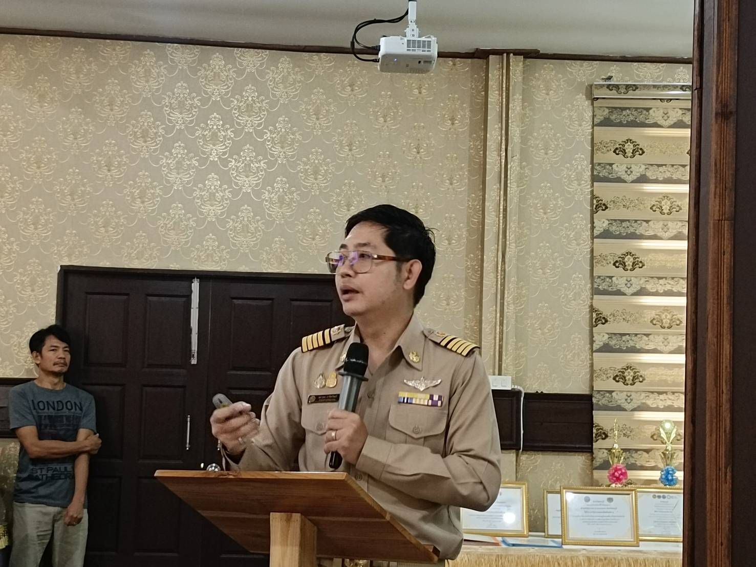 ✏️พช.ชลบุรี ดำเนินกิจกรรมคัดสรรคนดี ศรีเมืองชลจังหวัดชลบุรี ประจำปี 2567