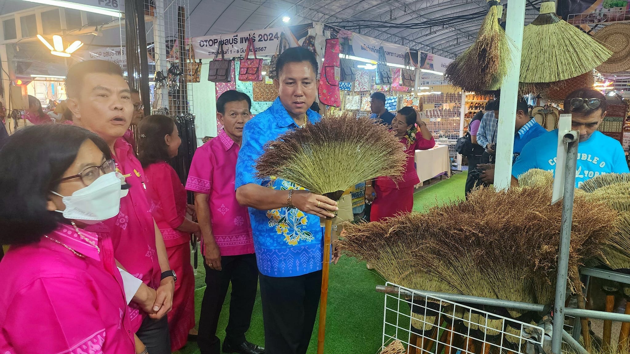 ⭐️เปิดแล้ว OTOP Chonburi Fair 2024 ส่งเสริมช่องทางการจำหน่ายให้ผู้ผลิต ผู้ประกอบการ OTOP เพื่อฟื้นฟูเศรษฐกิจ