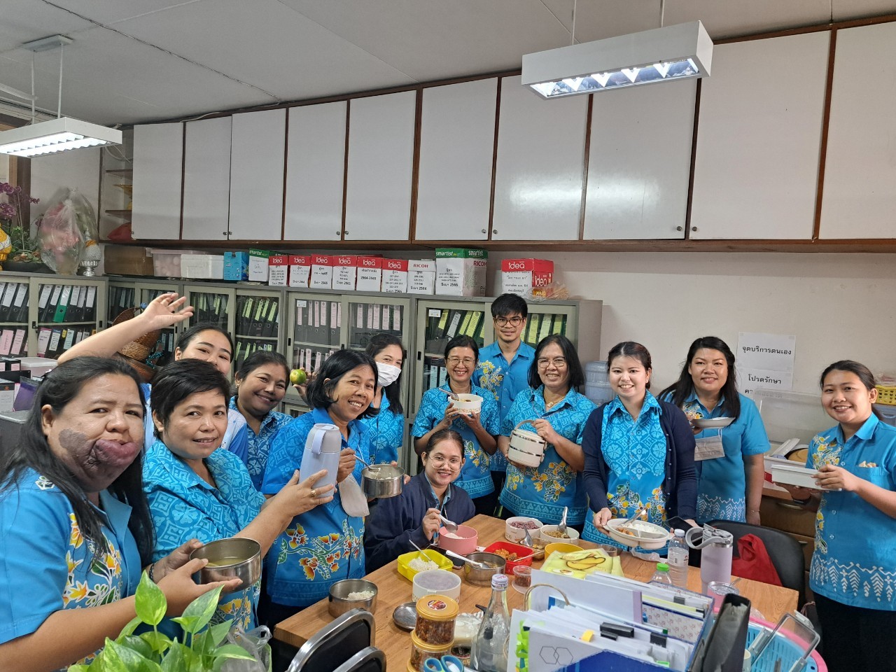 🌏พช.ชลบุรี  จัดโครงการ พช.ชลบุรีรักษ์โลก ร่วมกันปฏิบัติการ 5ส คัดแยกขยะ โดยยึดหลัก 3R และลด ละ เลิก การใช้โฟมบรรจุอาหาร (No foam)