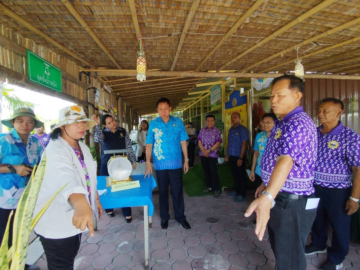 พช.ชลบุรี ร่วมกิจกรรมถ่ายทำวิดีทัศน์นำเสนอผลงานการถอดบทเรียนการขับเคลื่อนธนาคารขยะ (Recyclable Waste Bank)