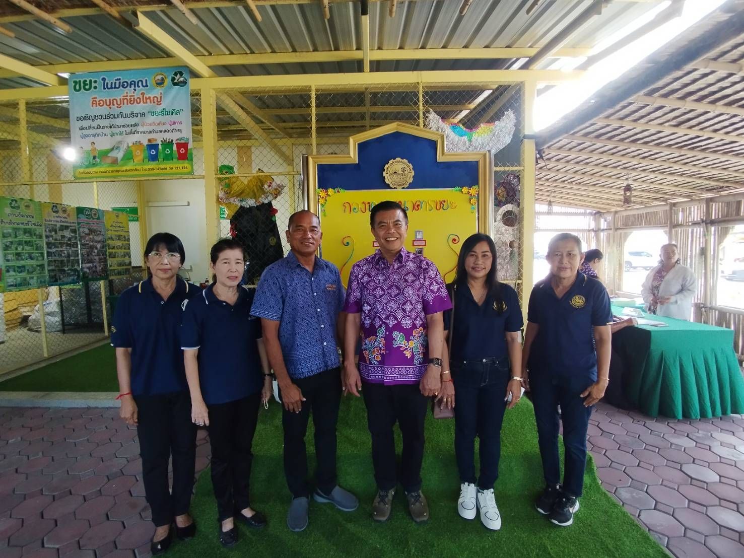 พช.ชลบุรี ร่วมกิจกรรมถ่ายทำวิดีทัศน์นำเสนอผลงานการถอดบทเรียนการขับเคลื่อนธนาคารขยะ (Recyclable Waste Bank)