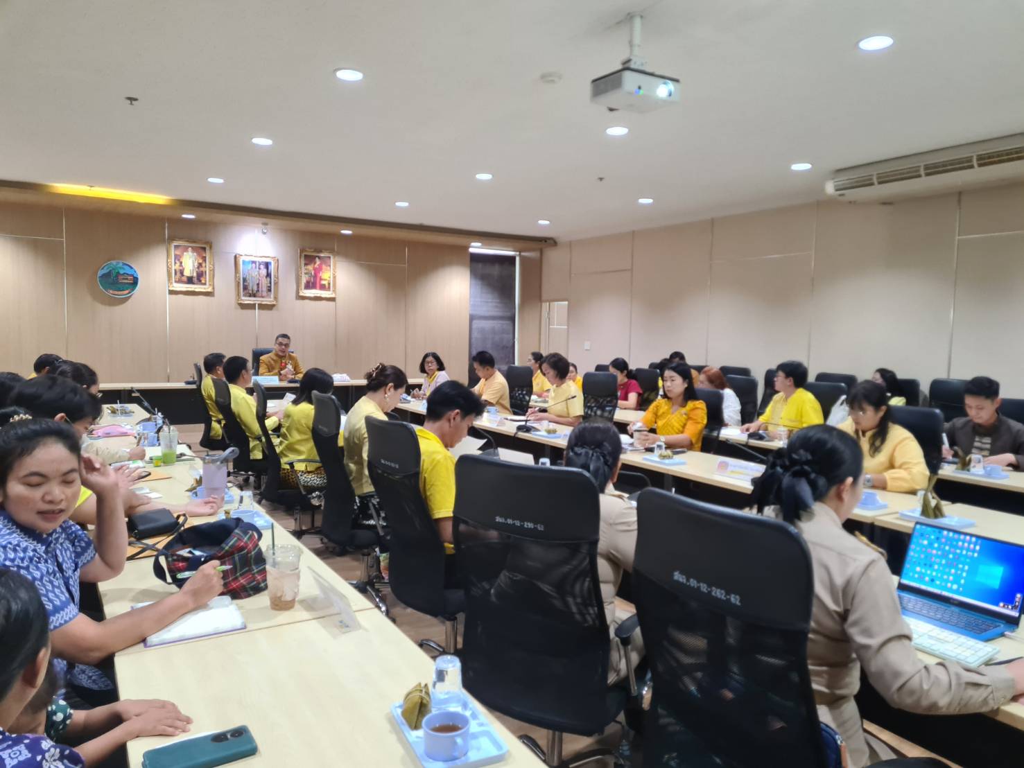 🎗🎗พช.ชลบุรี ร่วมประชุมเชิงปฏิบัติการขับเคลื่อนการดำเนินงานจัดเก็บข้อมูลความจำเป็นพื้นฐาน (จปฐ.)