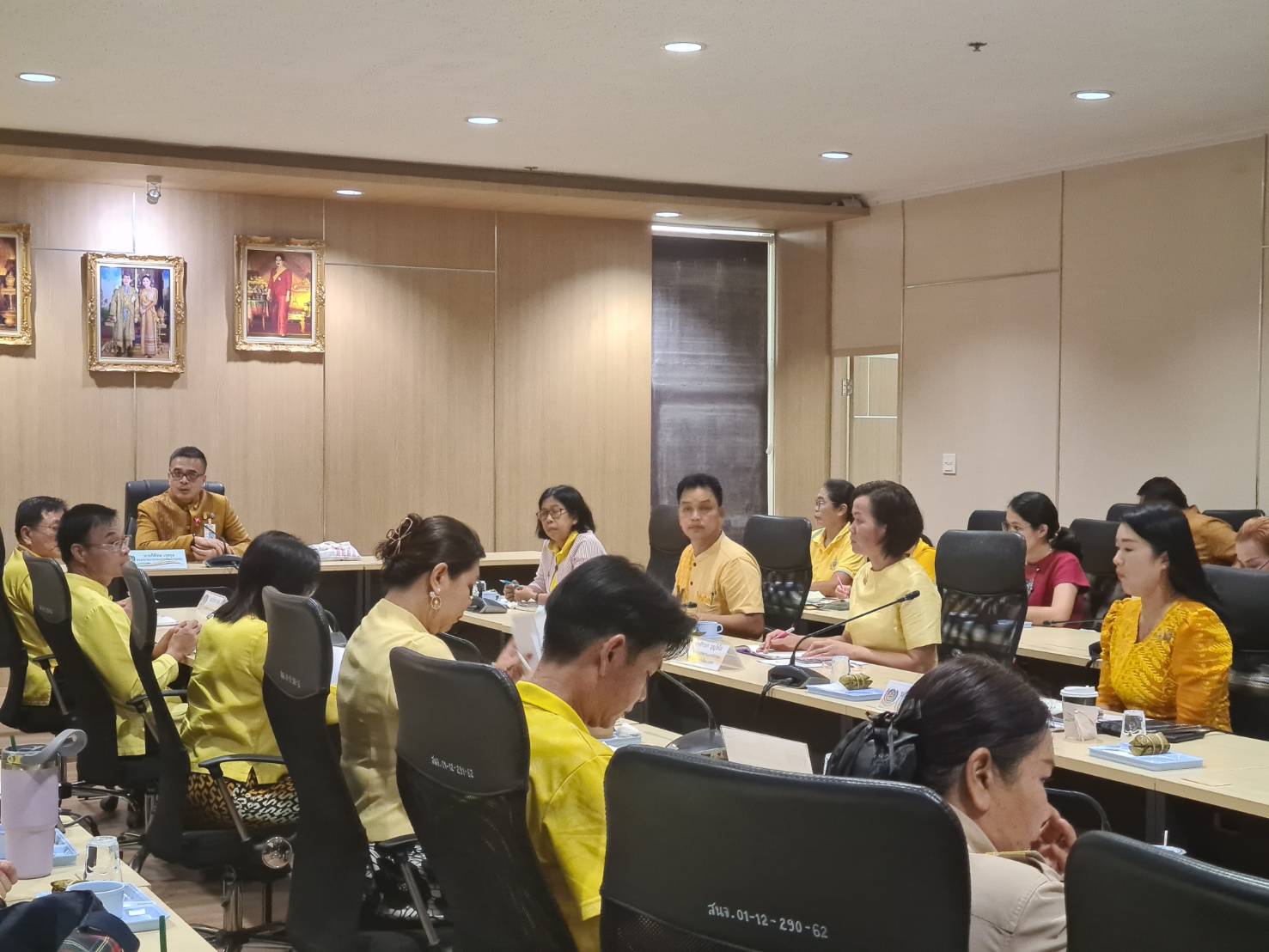 🎗🎗พช.ชลบุรี ร่วมประชุมเชิงปฏิบัติการขับเคลื่อนการดำเนินงานจัดเก็บข้อมูลความจำเป็นพื้นฐาน (จปฐ.)