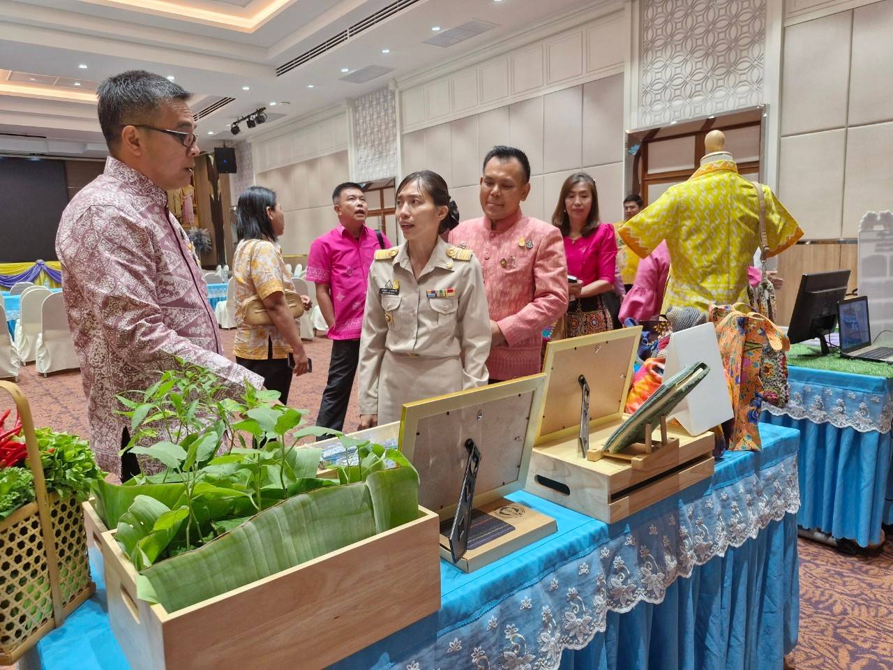 📢📢พช.ชลบุรี รับการประเมินคัดเลือกข้าราชการ ลูกจ้างประจำ และพนักงานราชการดีเด่นกรมการพัฒนาชุมชน ประจำปี พ.ศ. 2567