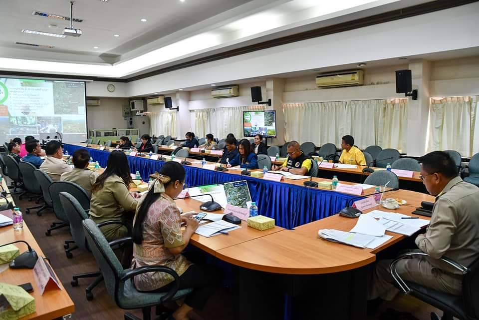 📢พช.ชลบุรี ร่วมประชุมคณะกรรมการติดตามและขับเคลื่อนโครงการอันเนื่องมาจากพระราชดำริ ครั้งที่ 1/2567