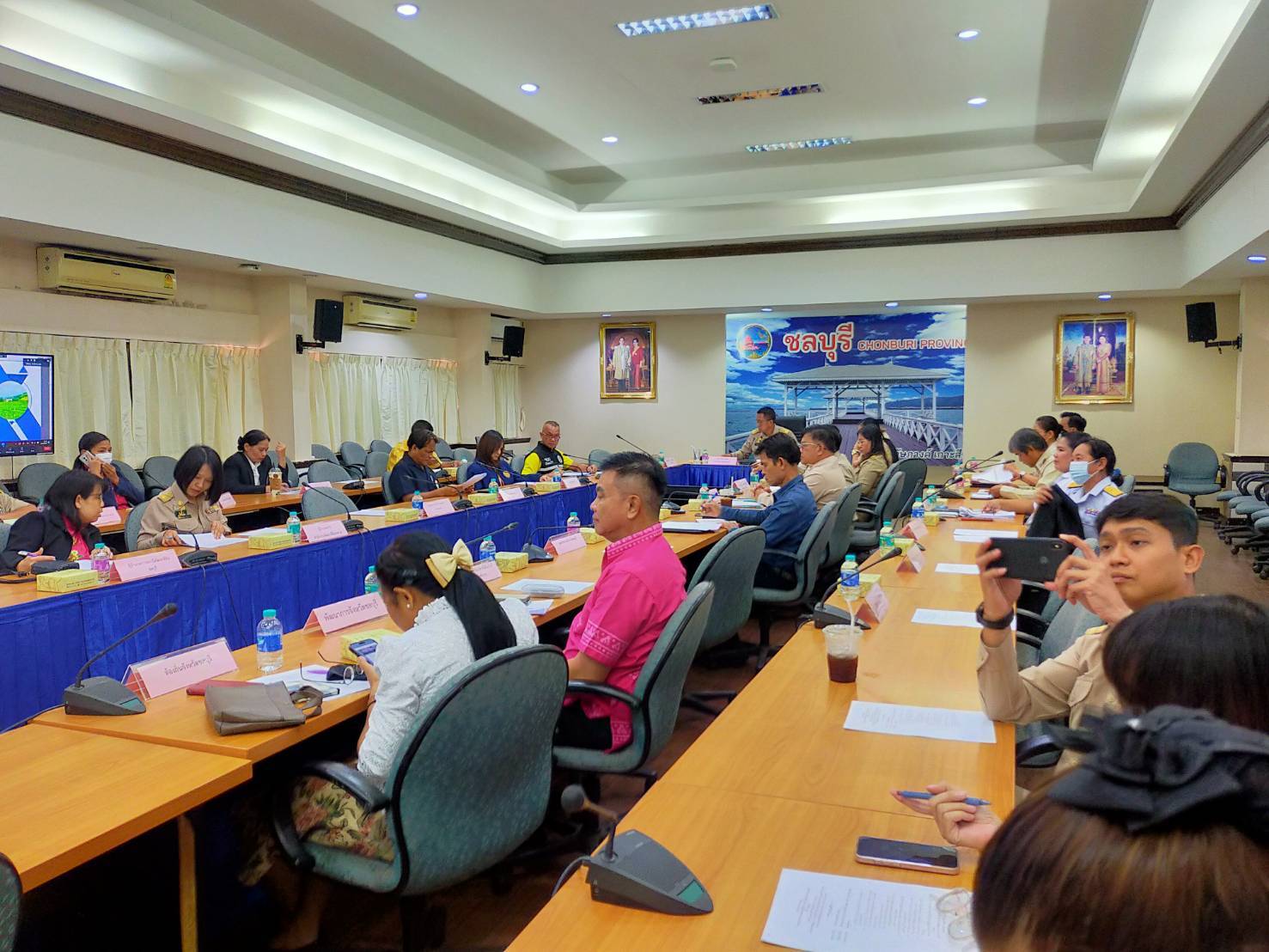 📢พช.ชลบุรี ร่วมประชุมคณะกรรมการติดตามและขับเคลื่อนโครงการอันเนื่องมาจากพระราชดำริ ครั้งที่ 1/2567