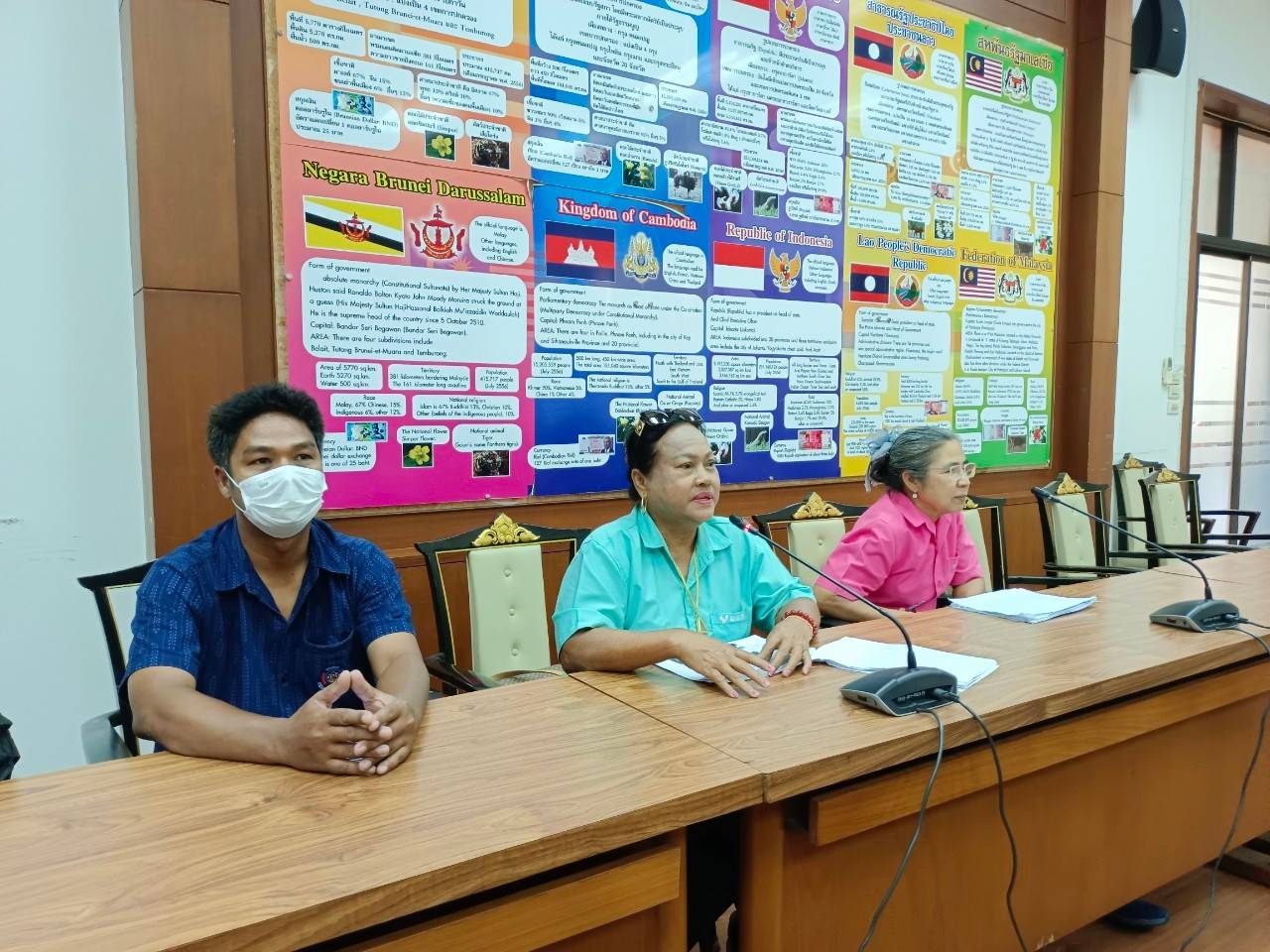 🎗🎗พช.ชลบุรี  ดำเนินการคัดเลือกคนกองทุนพัฒนาบทบาทสตรีดีเด่นระดับจังหวัด ประจำปี 2567  (รอบคัดเลือก)