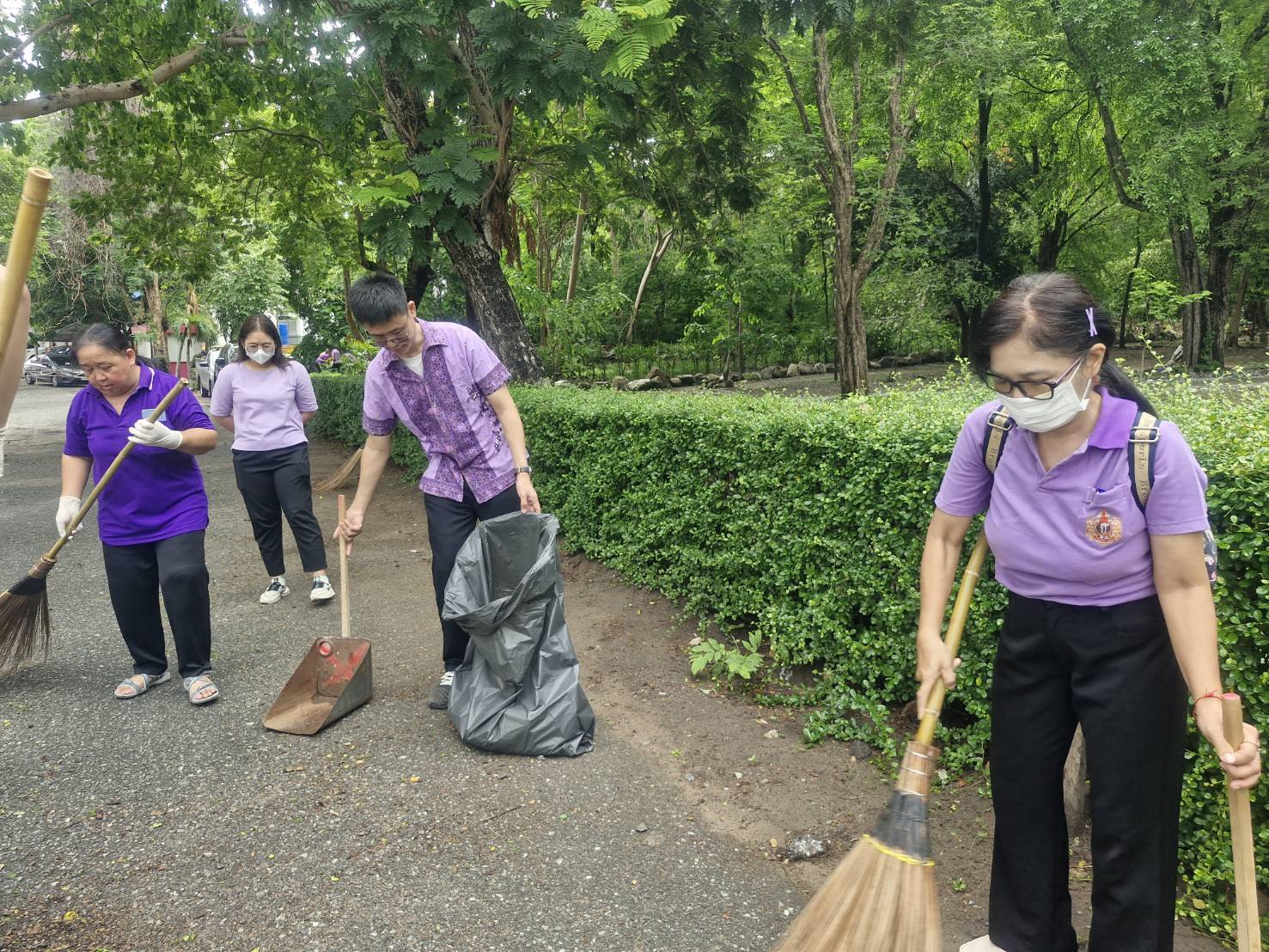 ⭐️พช.ชลบุรี ร่วมกิจกรรมรวมพลังสร้างสัปปายะสู่วัดด้วยวิถี 5 ส. Big Cleaning Day เนื่องในโอกาสวันเฉลิมพระชนมพรรษาสมเด็จพระนางเจ้าฯ พระบรมราชินี 3 มิถุนายน 2567