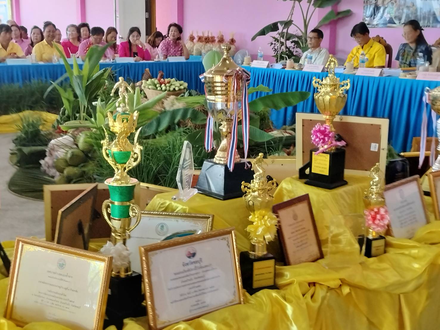 📝พช.ชลบุรี ลงพื้นที่คัดสรรกิจกรรมพัฒนาชุมชนดีเด่น และคัดเลือกคนกองทุนพัฒนาบทบาทสตรีดีเด่นระดับจังหวัด ประจำปี 2567 ✨