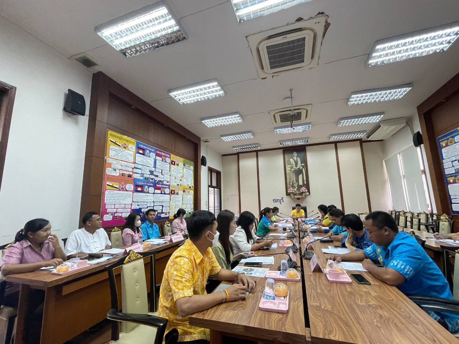 ⭐️⭐️พช.ชลบุรี ประชุมคณะอนุกรรมการตรวจประเมินเพื่อการรับรองมาตรฐานการพัฒนาชุมชนจังหวัดชลบุรี (มชช.) ครั้งที่ 1/2567