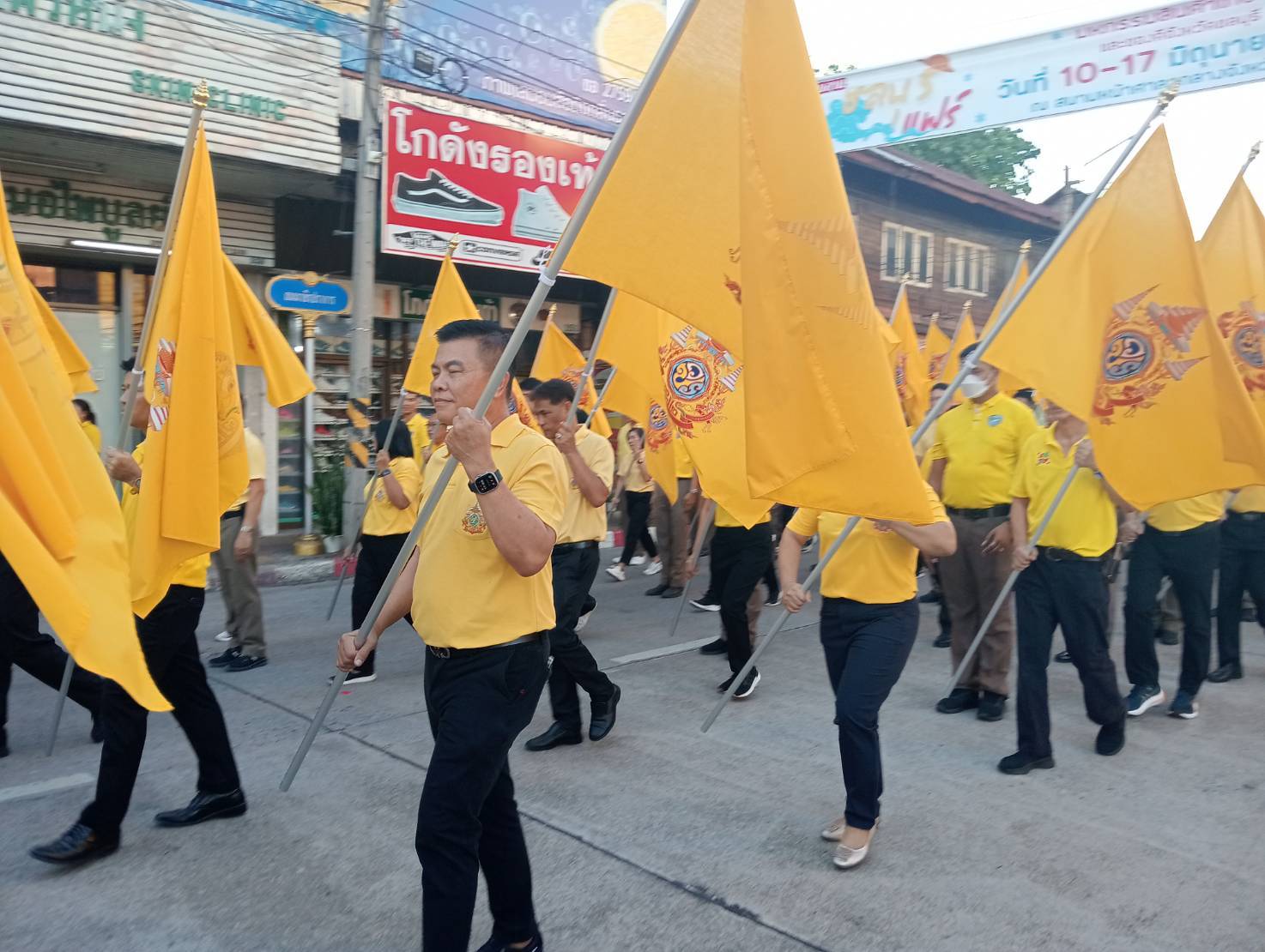 🔈🔈พช.ชลบุรี ร่วมกิจกรรม กิจกรรม เดิน วิ่ง ปั่น ธงตราสัญลักษณ์งานเฉลิมพระเกียรติ พระบาทสมเด็จพระเจ้าอยู่หัว เนื่องในโอกาสพระราชพิธีมหามงคลเฉลิมพระชนมพรรษา 6 รอบ 28 กรกฎาคม 2567