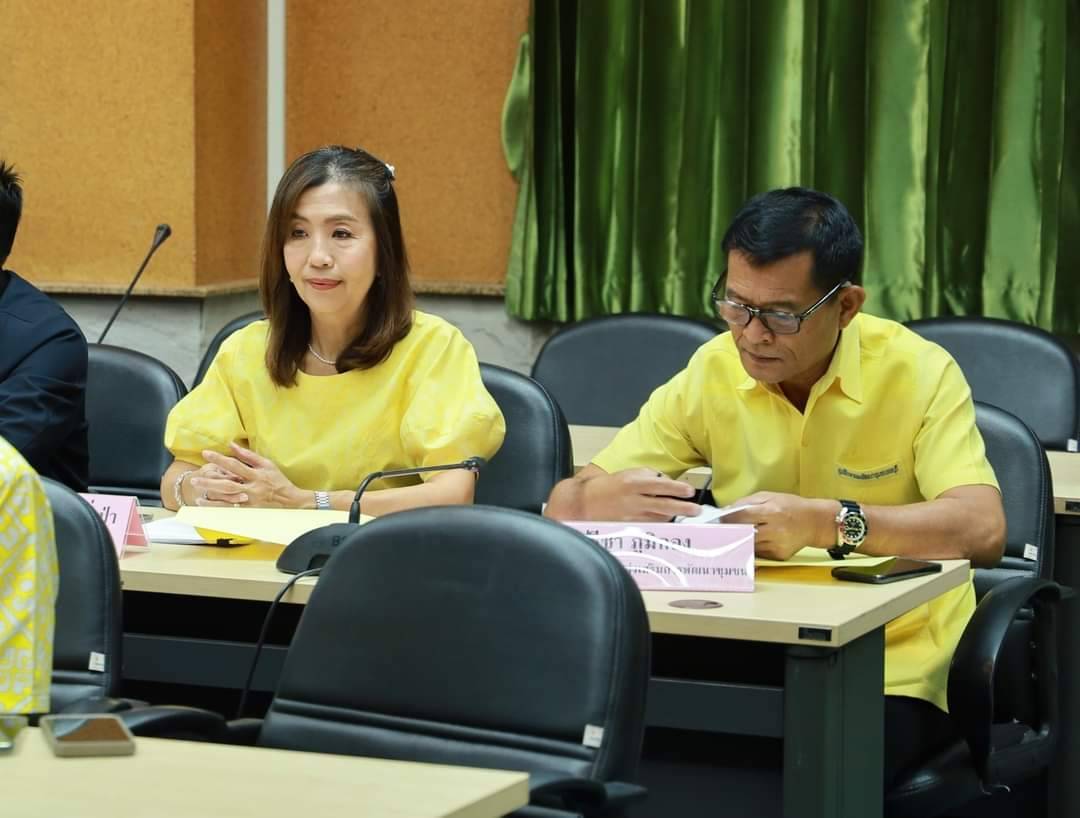 📚📚พช.ชลบุรี จัดประชุมคณะกรรมการเครือข่ายองค์ความรู้ KBO จังหวัด ภายใต้โครงการส่งเสริมกระบวนการเครือข่ายองค์ความรู้ ( Knowledge-Based OTOP : KBO)