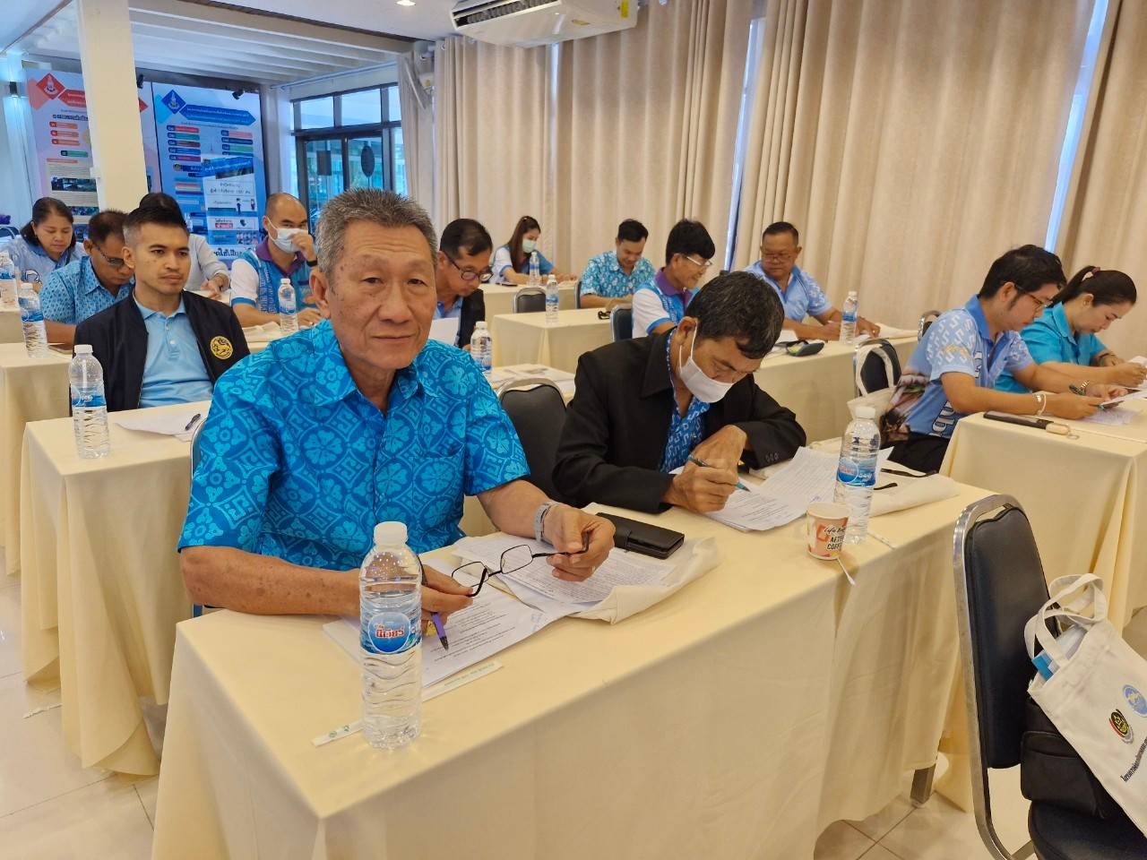 📣📣พช.ชลบุรี ดำเนินโครงการเครือข่ายกองทุนแม่ของแผ่นดินหนุนเสริมความเข้มแข็งหมู่บ้าน/ชุมชน  สู่การเป็นพื้นที่ปลอดภัยจากยาเสพติด  กิจกรรม พัฒนาศักยภาพคณะกรรมการเครือข่ายกองทุนแม่ของแผ่นดินระดับจังหวัด