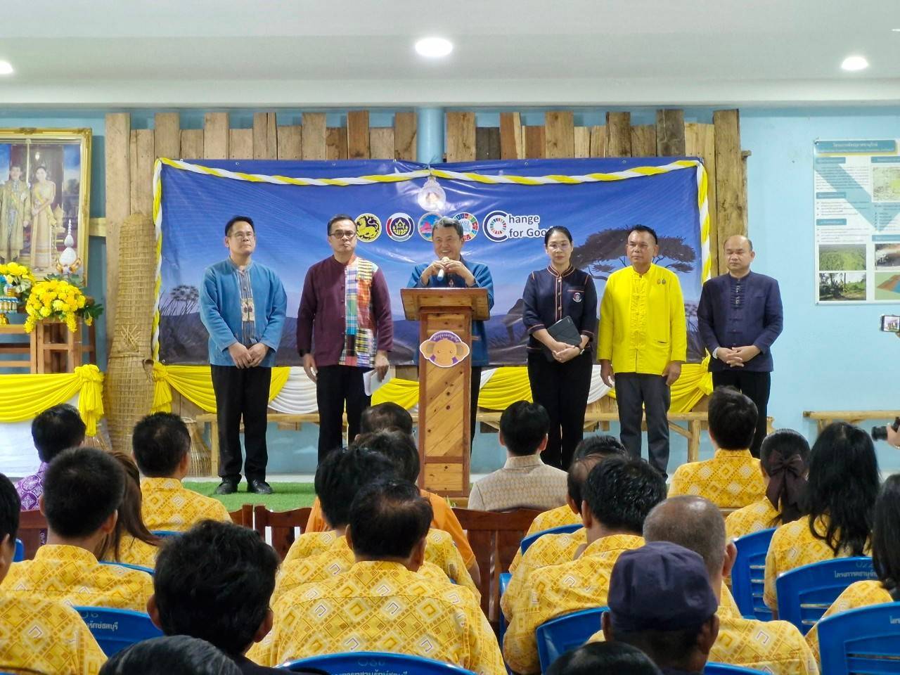 🎗🎗ปลัดกระทรวงมหาดไทย ลงพื้นที่ตรวจเยี่ยมการดำเนินงานการขับเคลื่อนงานหมู่บ้านคนรักษ์ช้างตามโครงการพัชรสุธาคชานุรักษ์