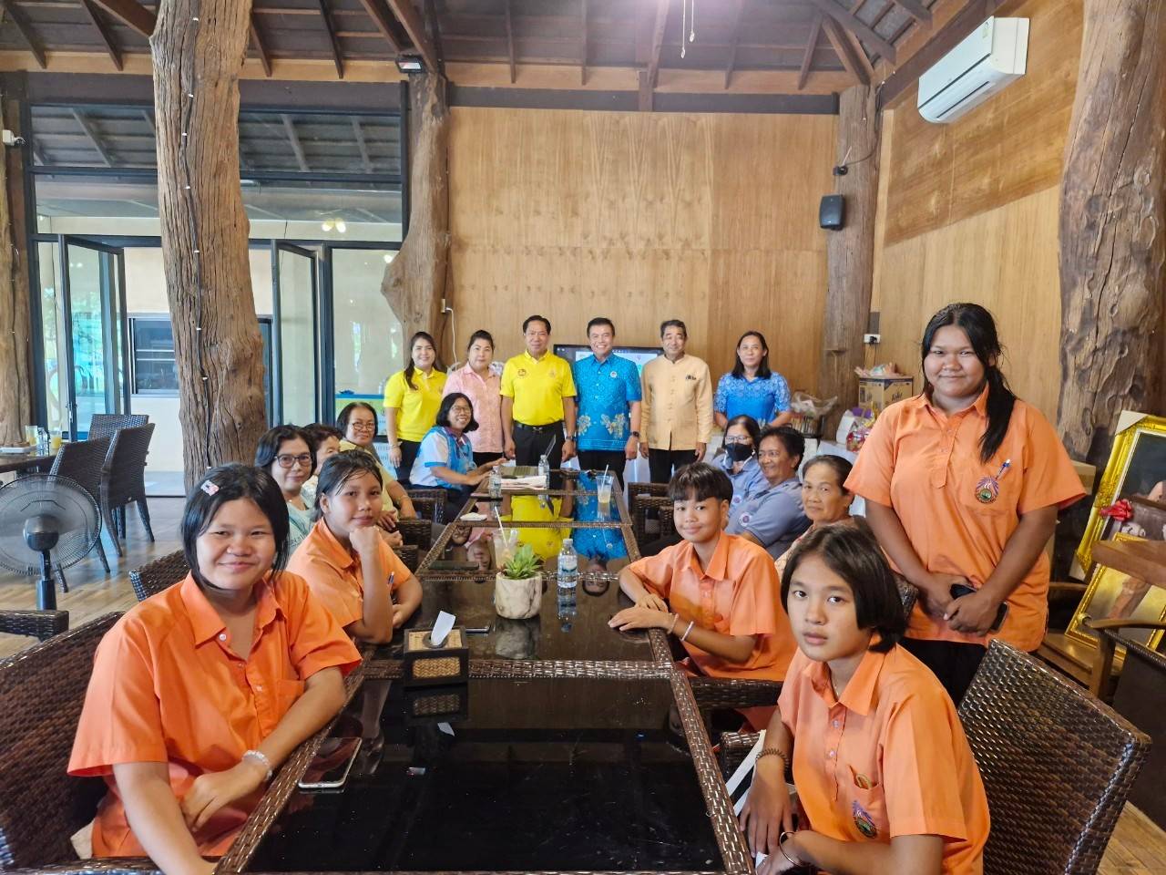 📚📚พช.ชลบุรี จัดกิจกรรม เครือข่ายกองทุนแม่ของแผ่นดินระดับจังหวัด หนุนเสริมสัมมาชีพชุมชนแก่เยาวชนกลุ่มเสี่ยงหรือผู้ผ่านการบำบัด (26 -27 มิถุนายน 2567)