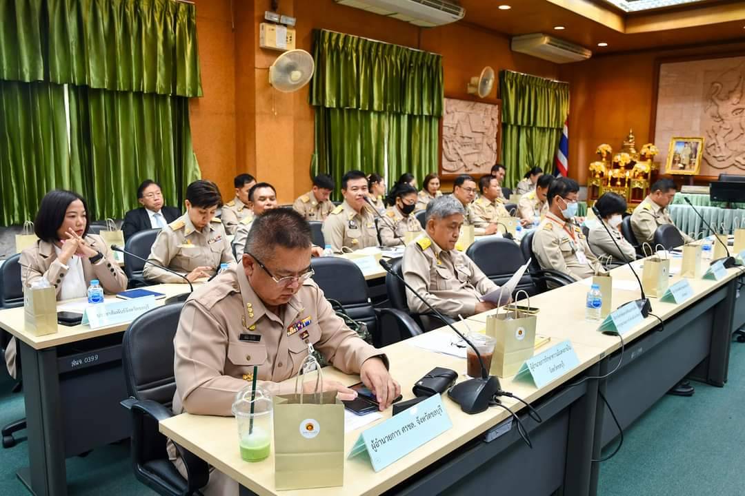 💠💠พัฒนาการจังหวัดชลบุรี ร่วมประชุมคณะกรมการจังหวัด หัวหน้าส่วนราชการประจำจังหวัดชลบุรี ครั้งที่ 6/2567 ประจำเดือนมิถุนายน 2567 และการมอบทุนอุปการะเด็กกองทุนพัฒนาเด็กชนบท ในพระราชูปถัมภ์สมเด็จพระเทพรัตนราชสุดาฯ สยามบรมราชกุมารี จังหวัดชลบุรี ประจำปี 2567