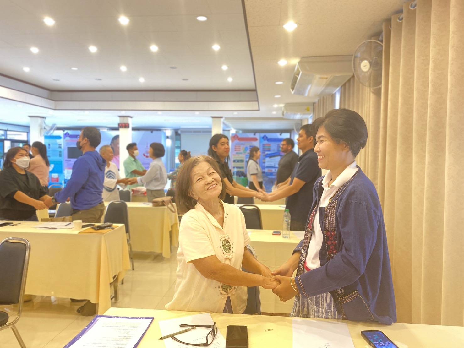 🖍🖍พช.ชลบุรี จัดโครงการพัฒนาผลิตภัณฑ์ OTOP กลุ่มปรับตัวสู่การพัฒนา (Quadrant D)