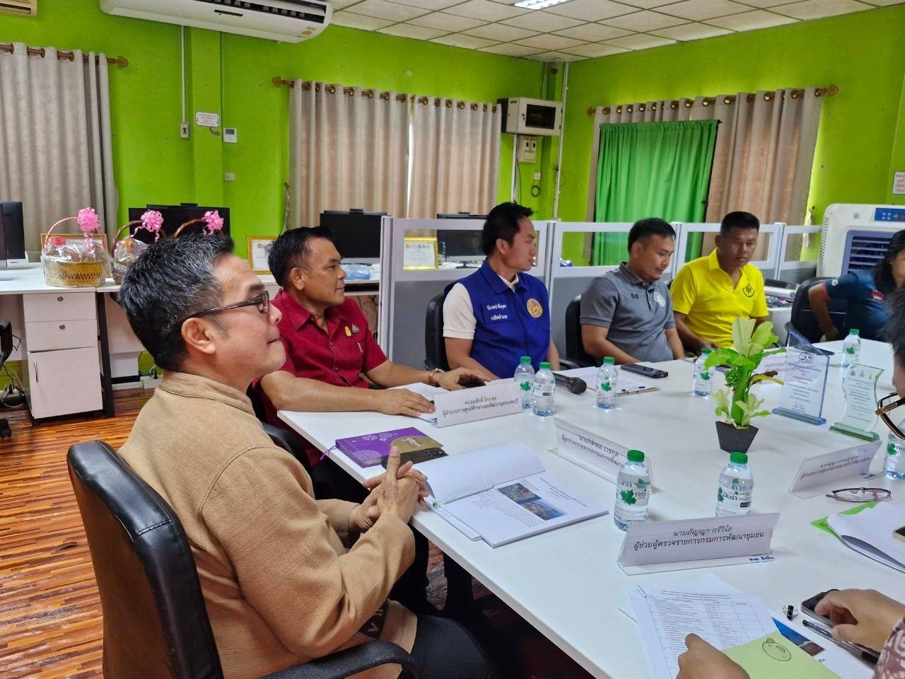 ⭐️⭐️พช.ชลบุรี รับการตรวจประเมินความพร้อมการจัดตั้งศูนย์สารสนเทศตำบลต้นแบบเพื่อพัฒนาคุณภาพชีวิต ระดับเขตตรวจราชการ ประจำปีงบประมาณ พ.ศ. 2567