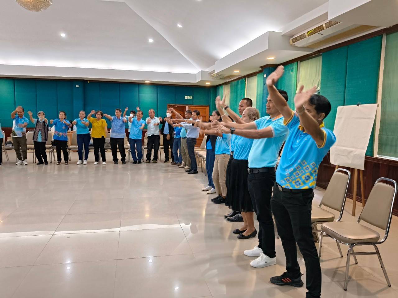 🎗🎗พช.ชลบุรี ร่วมกับเครือข่ายกองทุนแม่ของแผ่นดินจังหวัดชลบุรี ดำเนินโครงการอบรมเพิ่มศักยภาพคณะกรรมการเครือข่ายกองทุนแม่ของแผ่นดินจังหวัดชลบุรี และศึกษาดูงาน