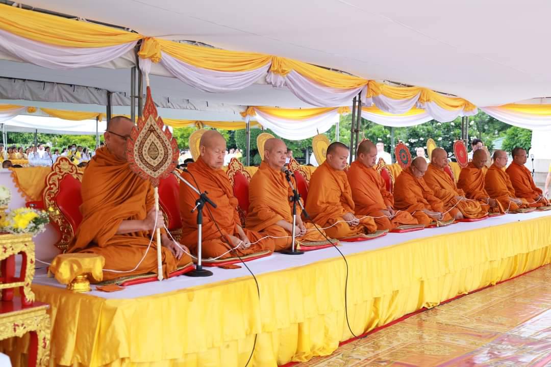 🎄🎄พช.ชลบุรี ร่วมพิธีทำบุญตักบาตรถวายเป็นพระราชกุศลแด่พระบาทสมเด็จพระเจ้าอยู่หัว เนื่องในโอกาสมหามงคลเฉลิมพระชนมพรรษา 6 รอบ 28 กรกฎาคม 2567 และพิธีทางศาสนามหามงคล 5 ศาสนา